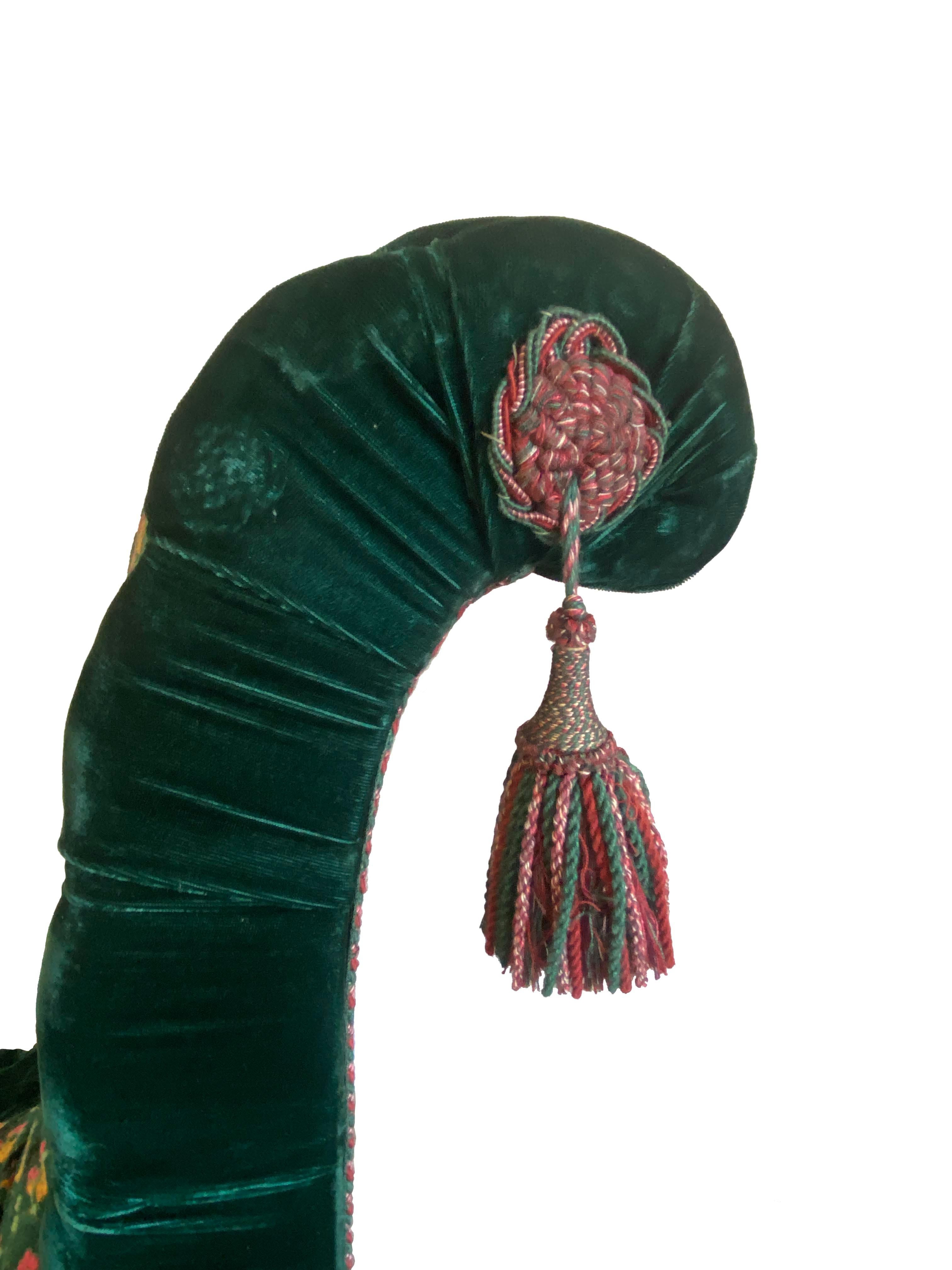 Tissu d'ameublement Chauffeuse en velours touffeté - Collection Ann & Gordon Getty en vente