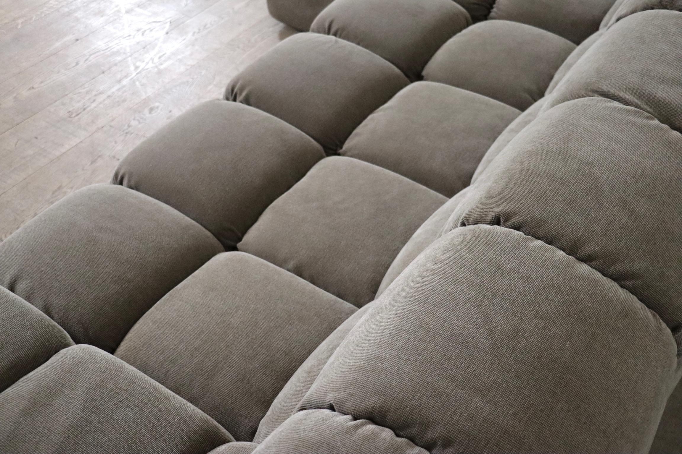 Tufty Time Sofa von Patricia Urquiola für B&B Italia im Zustand „Gut“ in ABCOUDE, UT