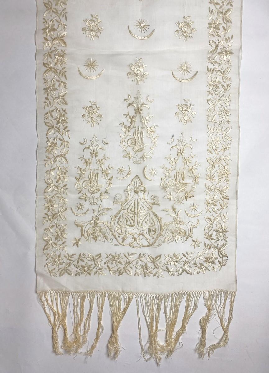 Gray Tugra Embroidered Silk Organza Stole - Ottoman Empire Early 20th Century For Sale