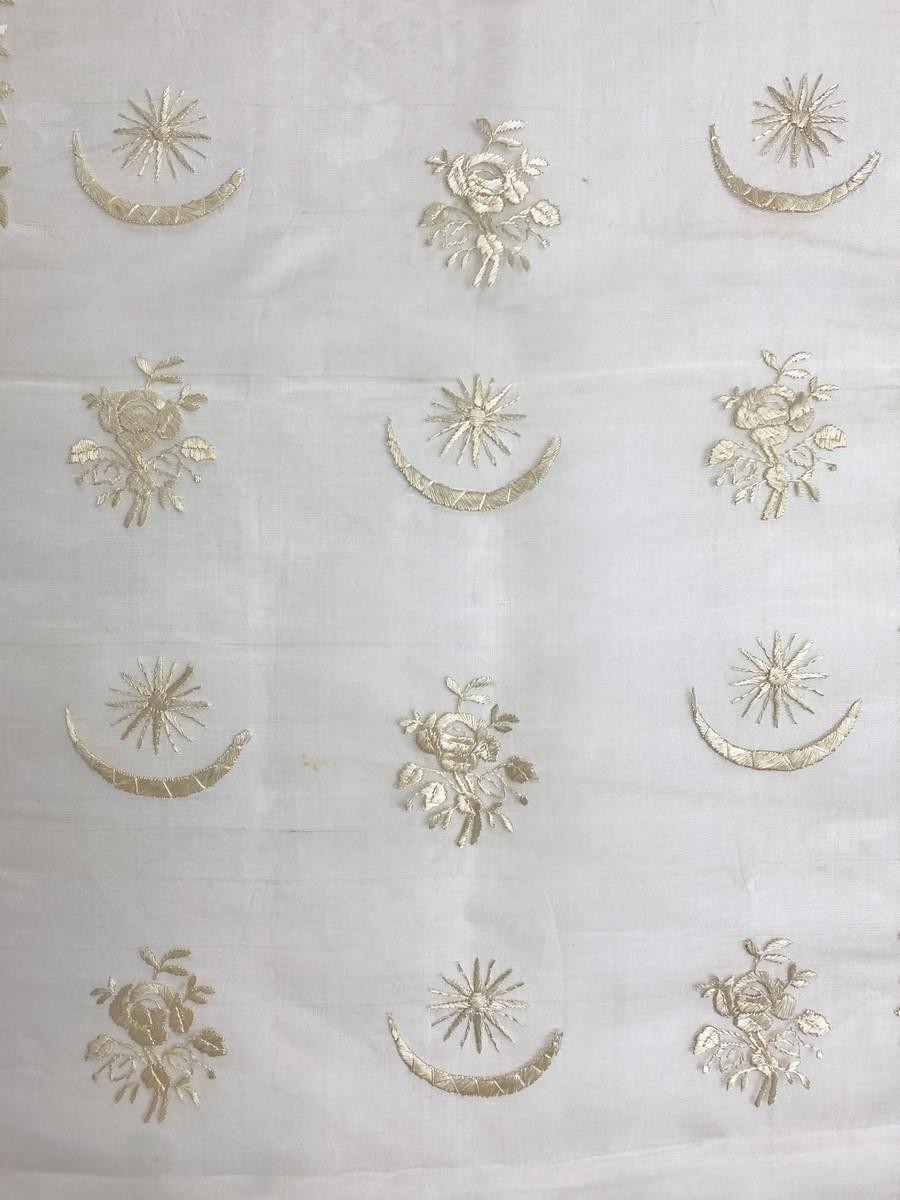 Tugra Embroidered Silk Organza Stole - Ottoman Empire Early 20th Century For Sale 2