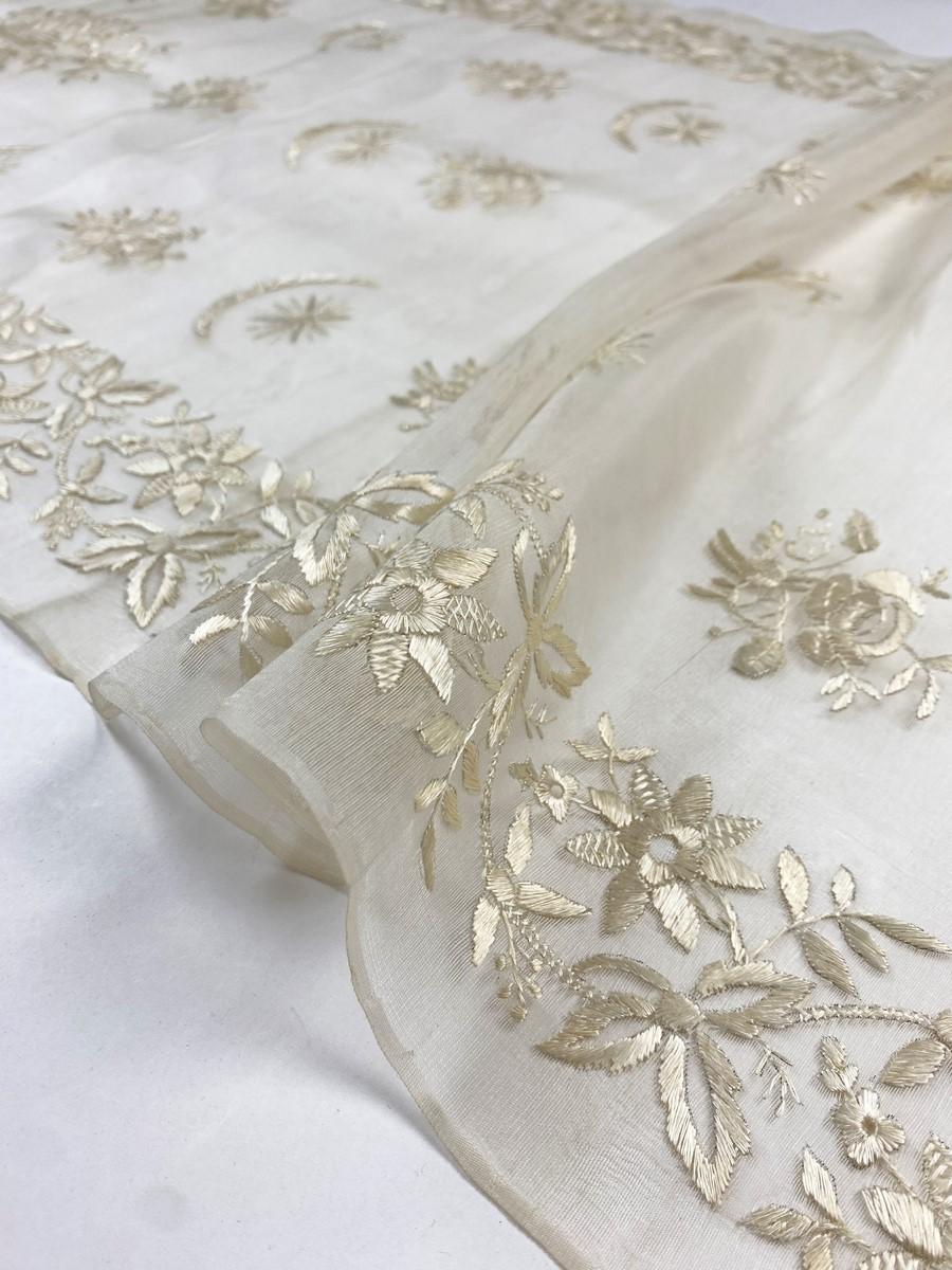 Tugra Embroidered Silk Organza Stole - Ottoman Empire Early 20th Century For Sale 4