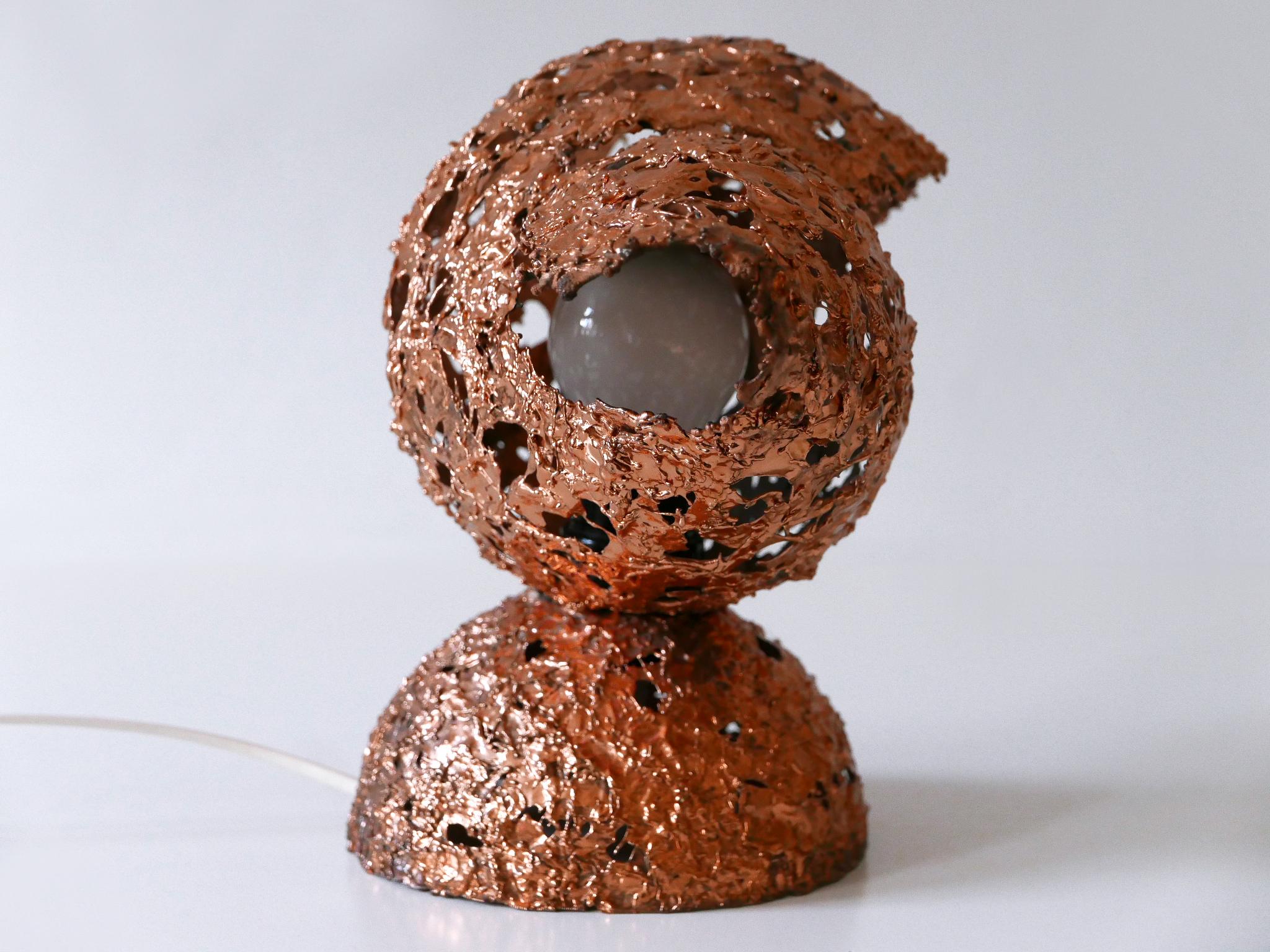 Tukiainen Aimo Ossi Kalevi Table Lamp Sea Shell for Oy Moonlight Finnland 1970s In Good Condition For Sale In Munich, DE