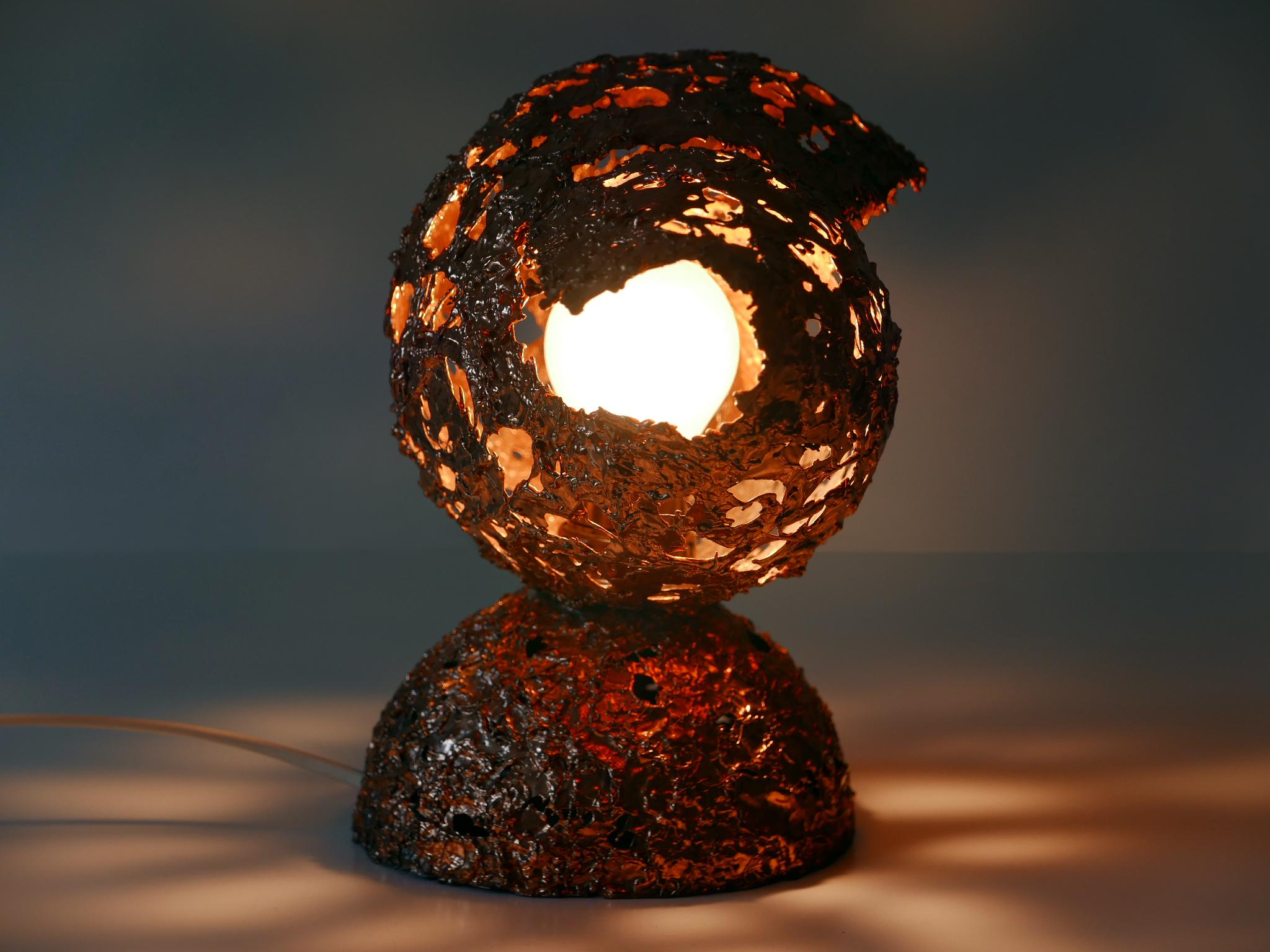 Late 20th Century Tukiainen Aimo Ossi Kalevi Table Lamp Sea Shell for Oy Moonlight Finnland 1970s For Sale