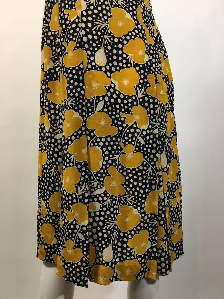 Tuleh Cap Sleeve Empire Waist Dress at 1stDibs black and white empire waist dress