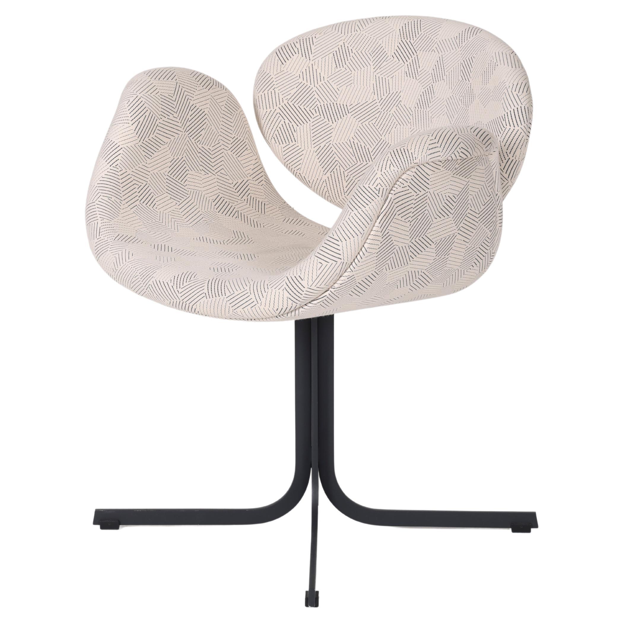 Tulip Armchair by Pierre Paulin