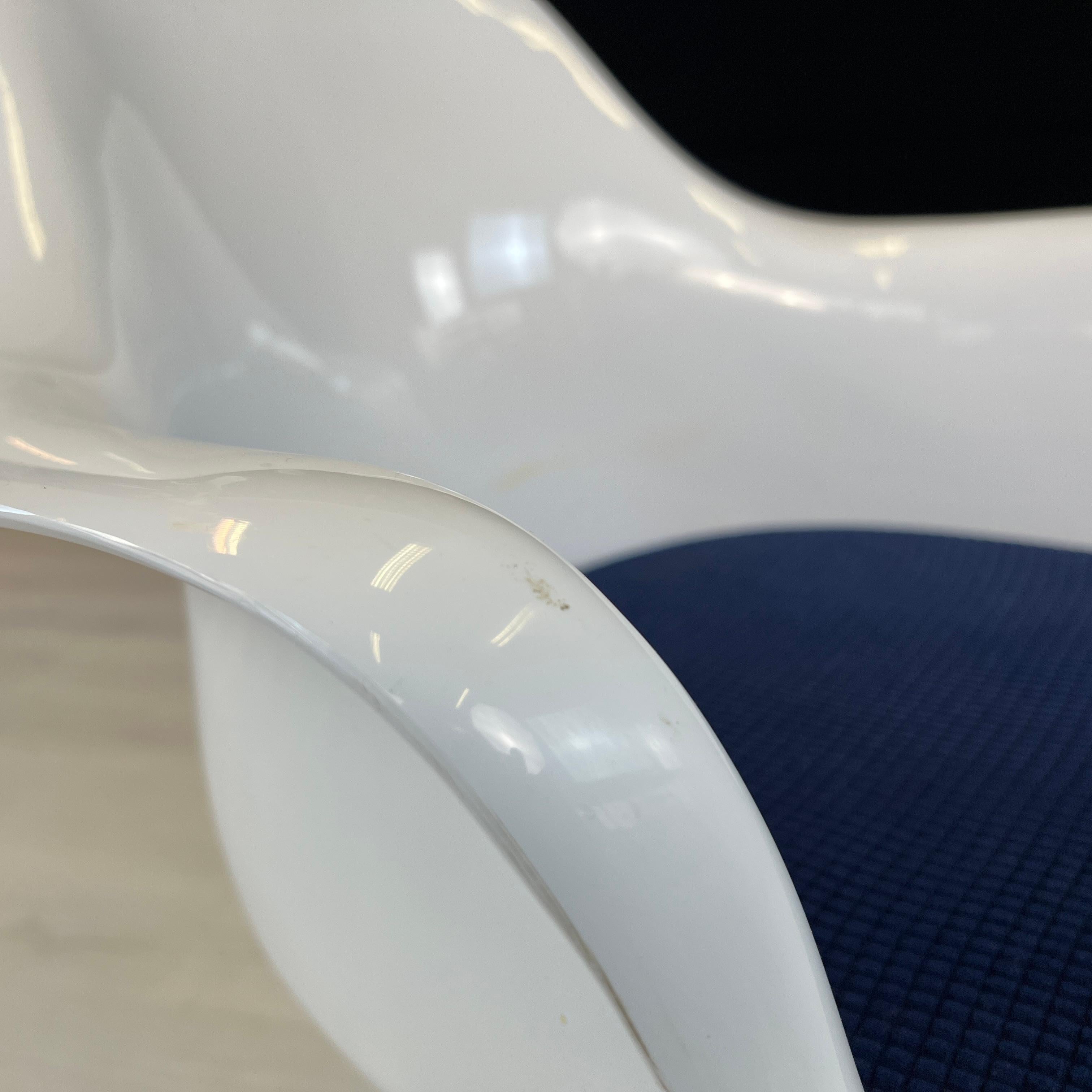 Tulip Armchairs Manner of Eero Saarinen for Knoll – Set of 4 For Sale 4