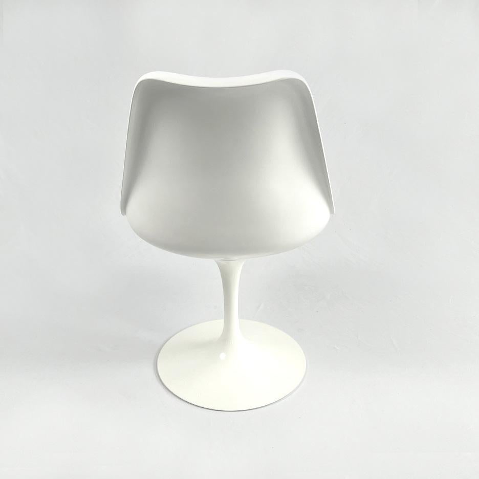 Tulip Armless Swivel Chairs by Eero Saarinen 3
