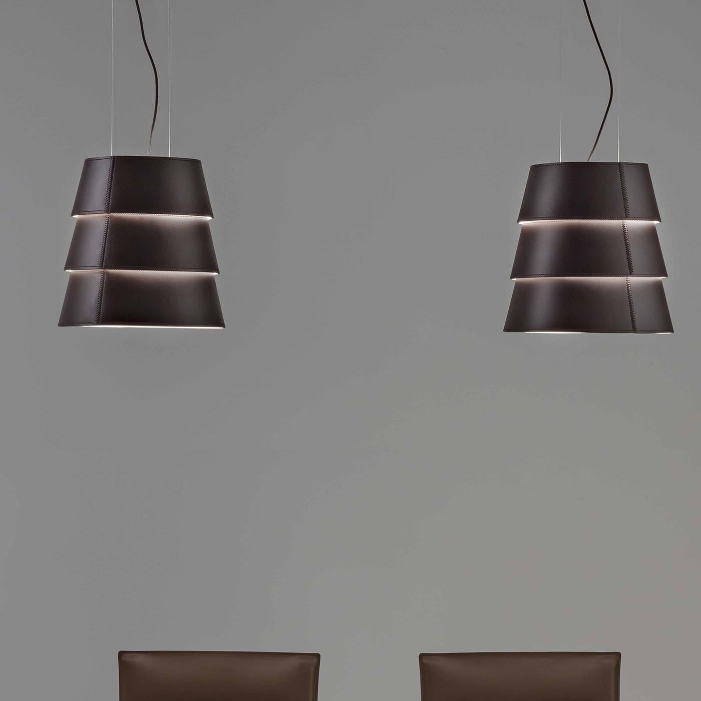 Contemporary Tulip Brown Fly Pendant Lamp For Sale