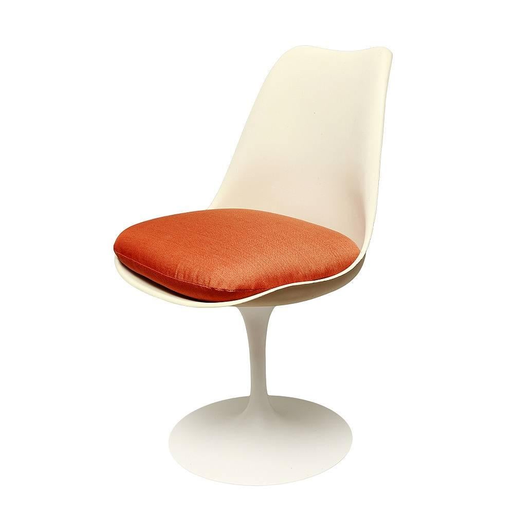 Tulip Chair by Eero Saarinen for Knoll, Mid-Century Modern, 1964 For Sale