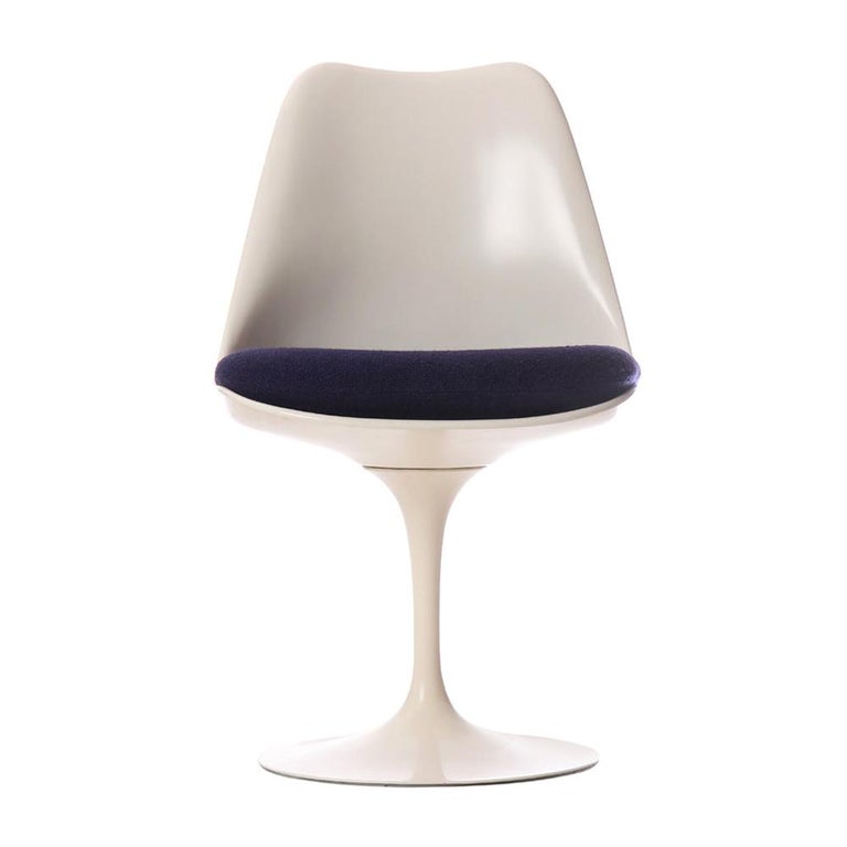 Eero Saarinen for Knoll Tulip chair, mid-20th century, offered by WYETH