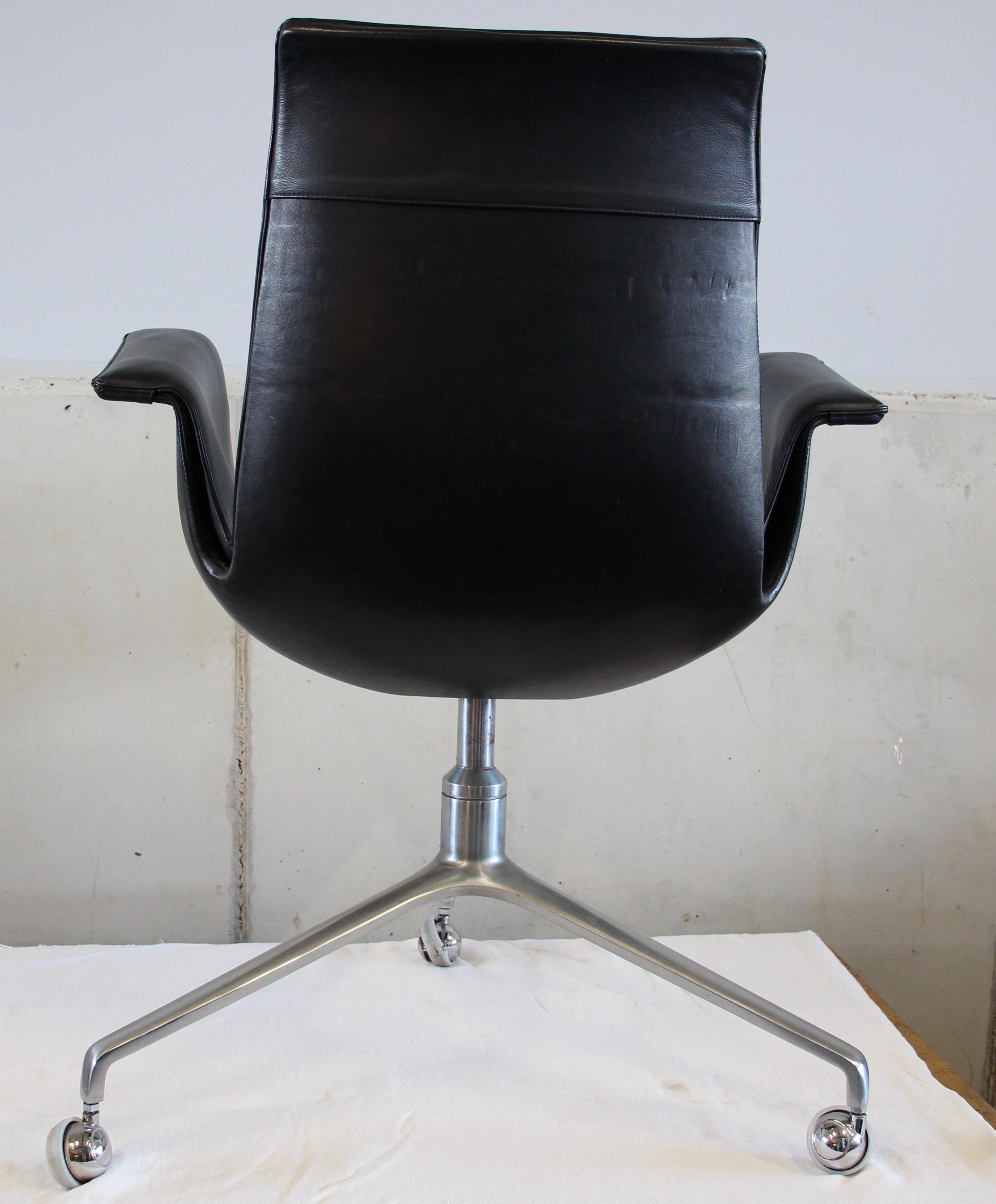 Mid-Century Modern Tulip Chair Von Jorgen Kastholm and Preben Fabricius