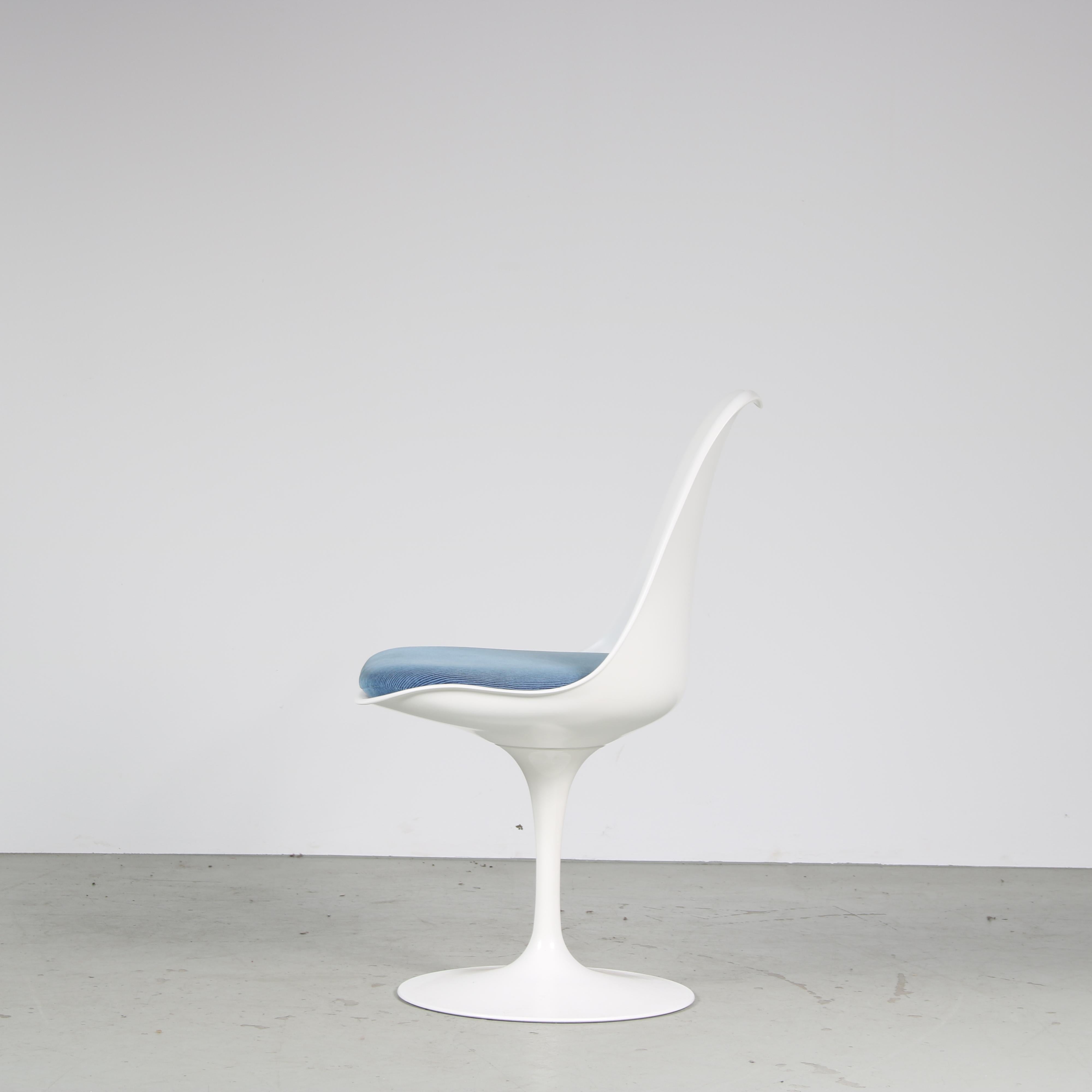 “Tulip” Chairs by Eero Saarinen for Knoll International, USA 1960 2