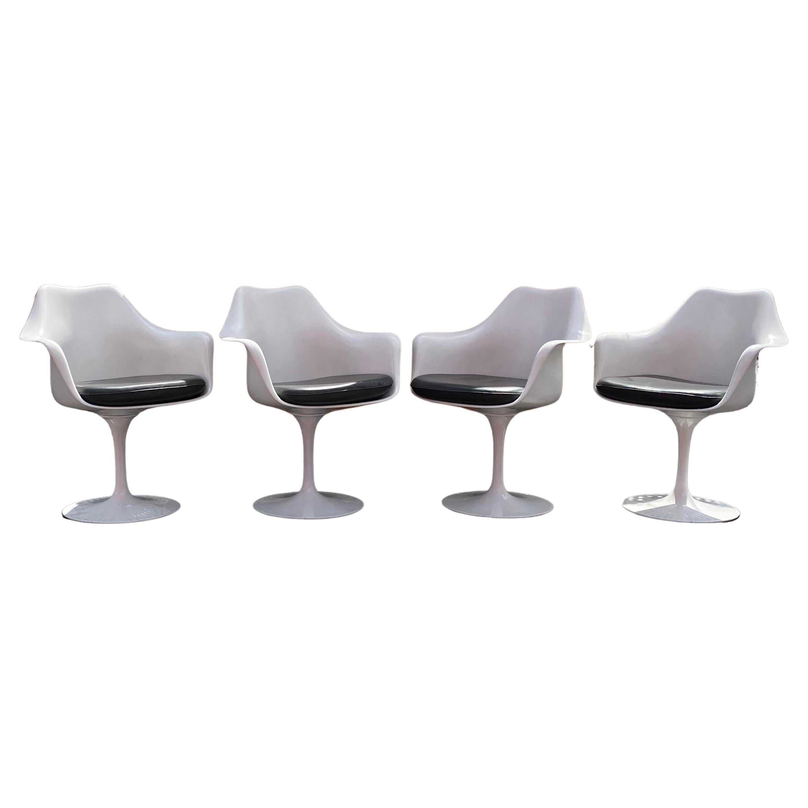 1970s Swivel Tulip Leather Chairs Eero Saarinen for Knoll, Set of 4 For Sale