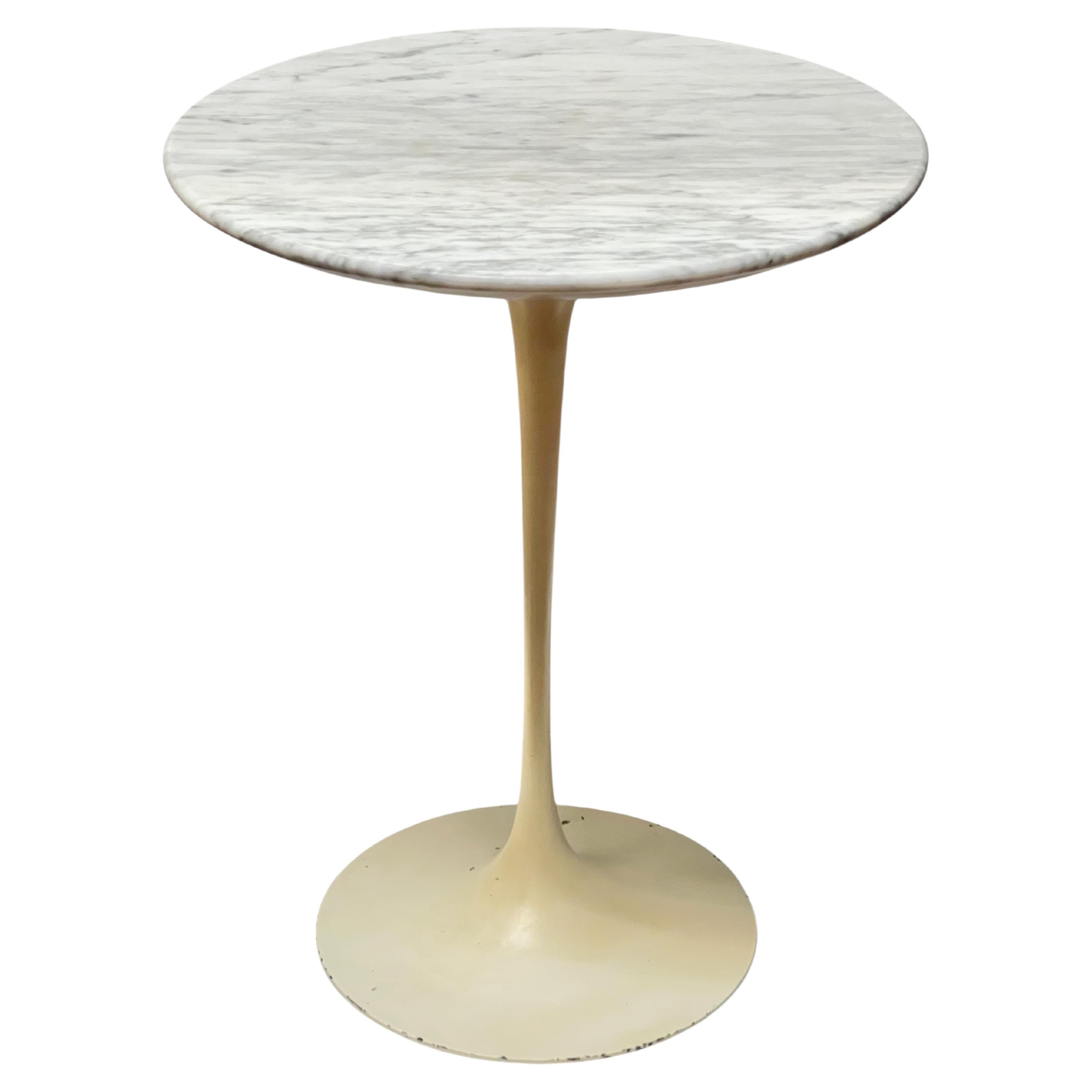 Eero Saarinen Mesas auxiliares