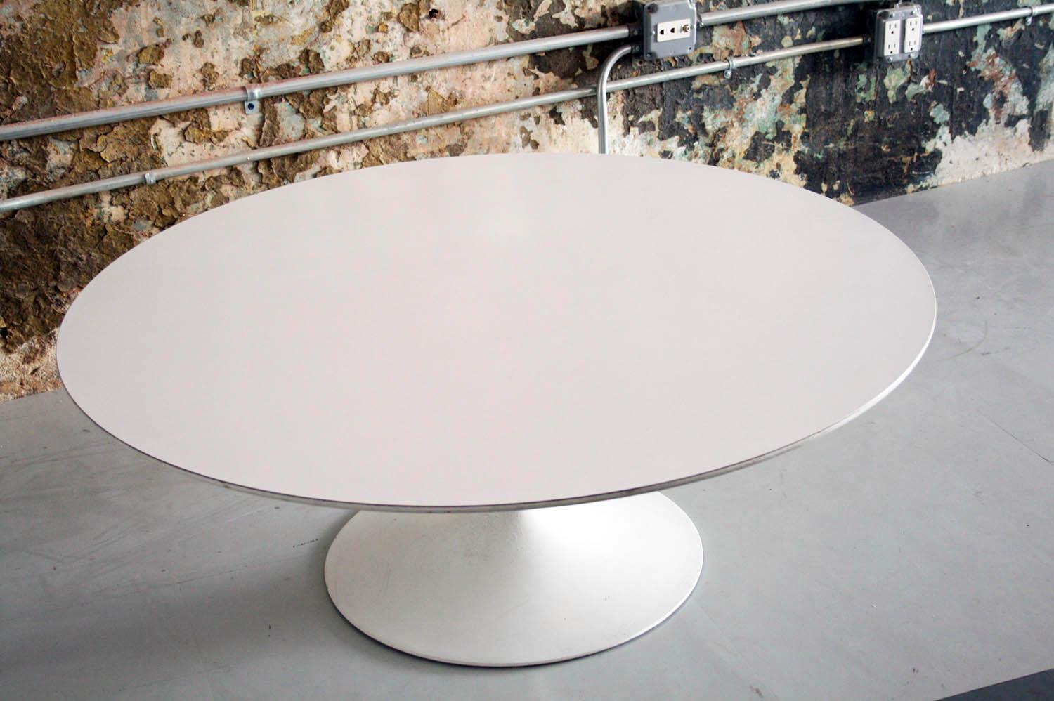 Cast Tulip Coffee Table by Eero Saarinen for Knoll