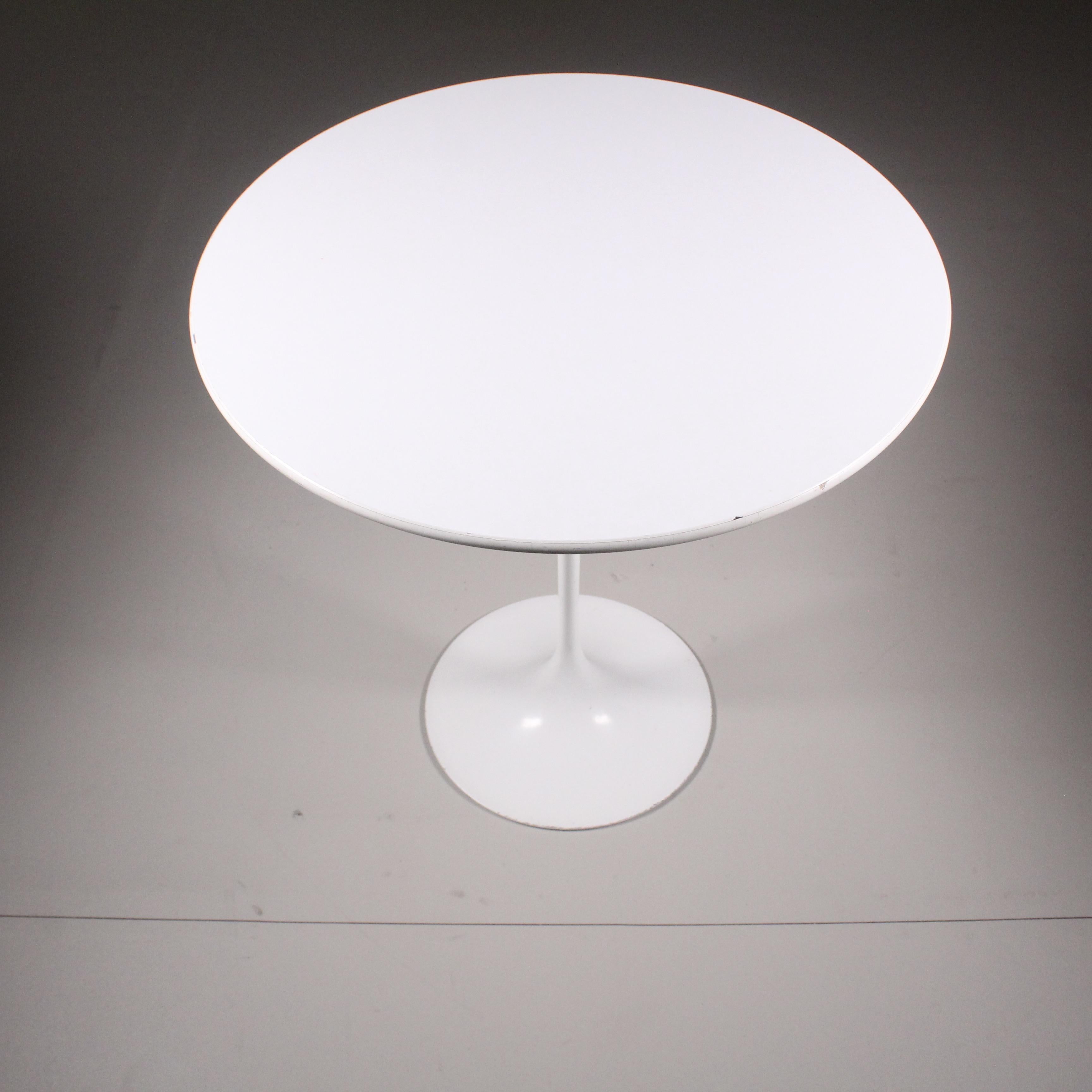 Table basse Tulip d'Eero Saarinen, Knoll, 1956 Bon état - En vente à Milano, Lombardia