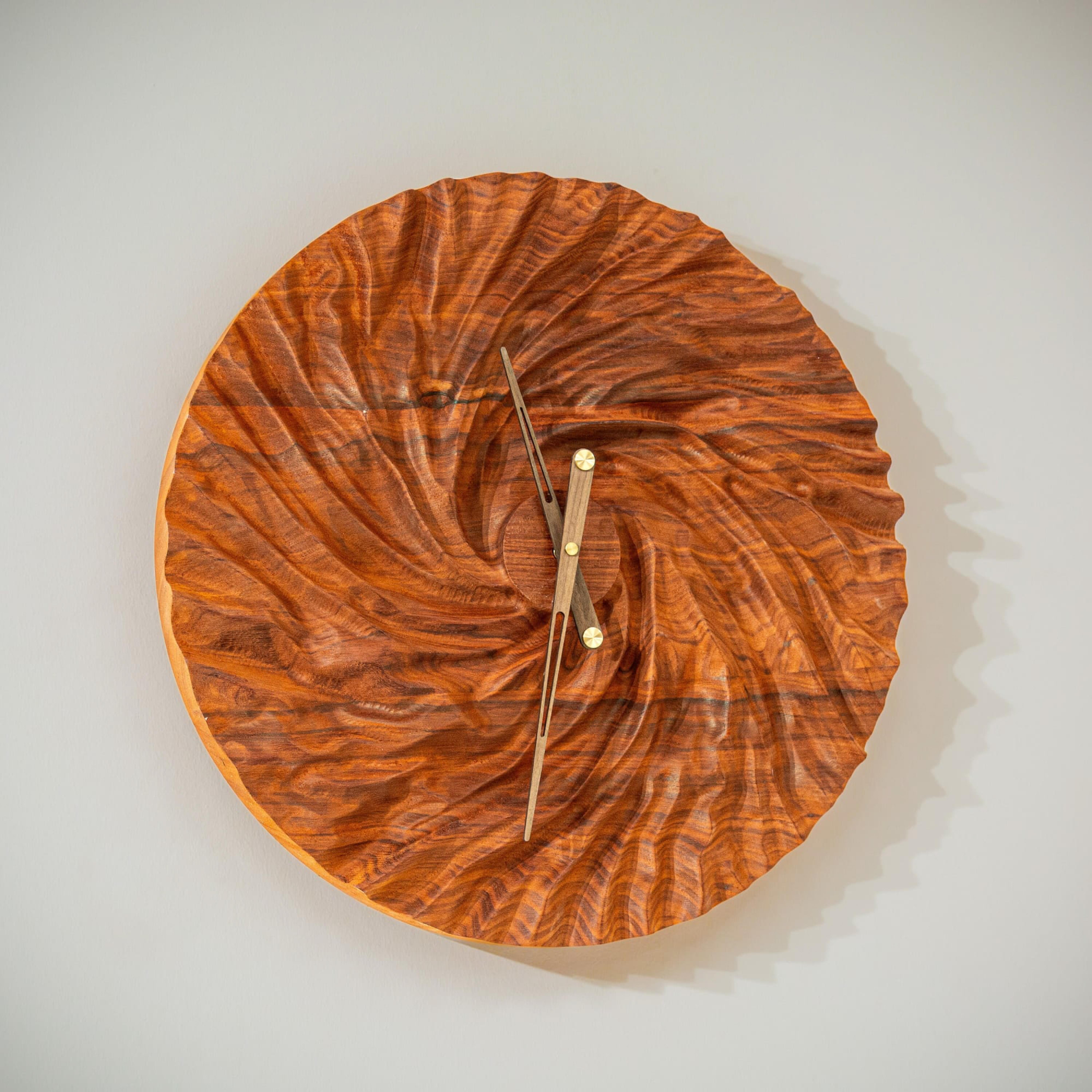 Tulip Design Wooden Wall Clock For Sale 2