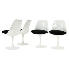 Tulip Dining Chairs by Eero Saarinen for Knoll International, 1970s