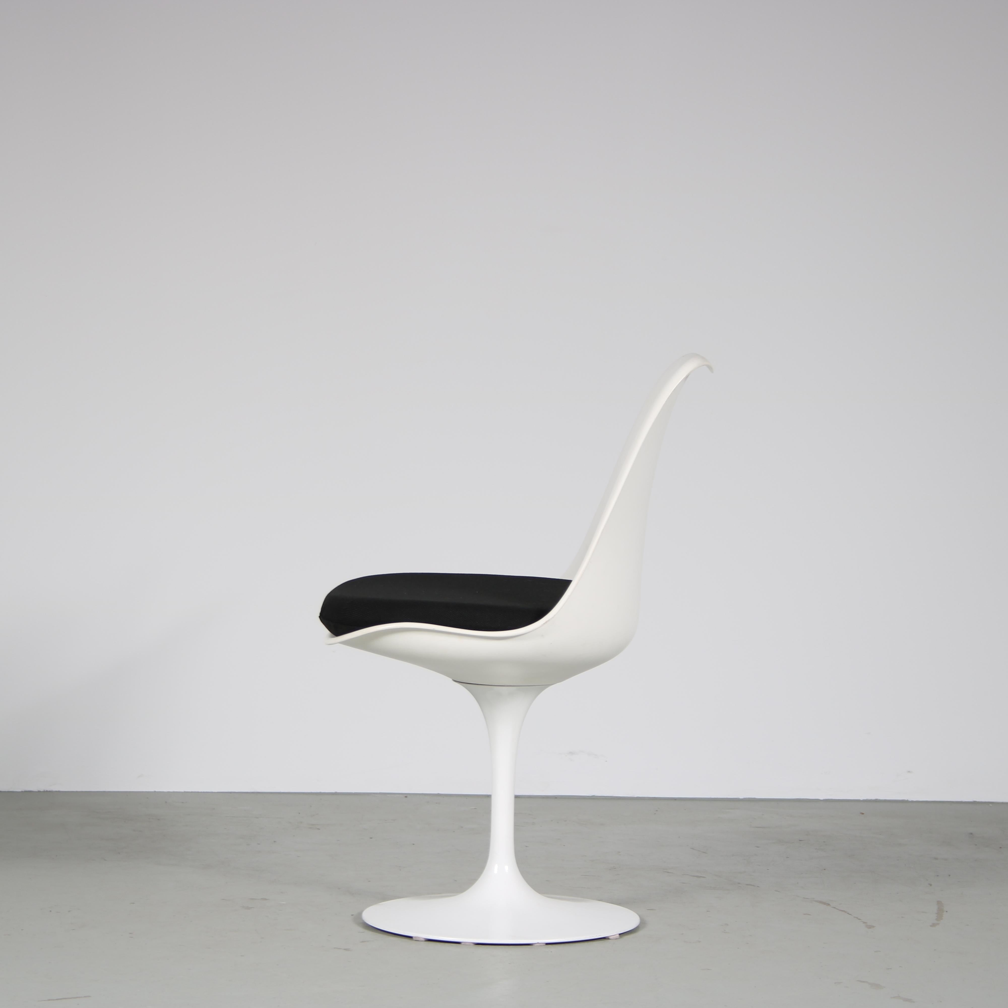 “Tulip” Dining Chairs by Eero Saarinen for Knoll International, USA 1960 9