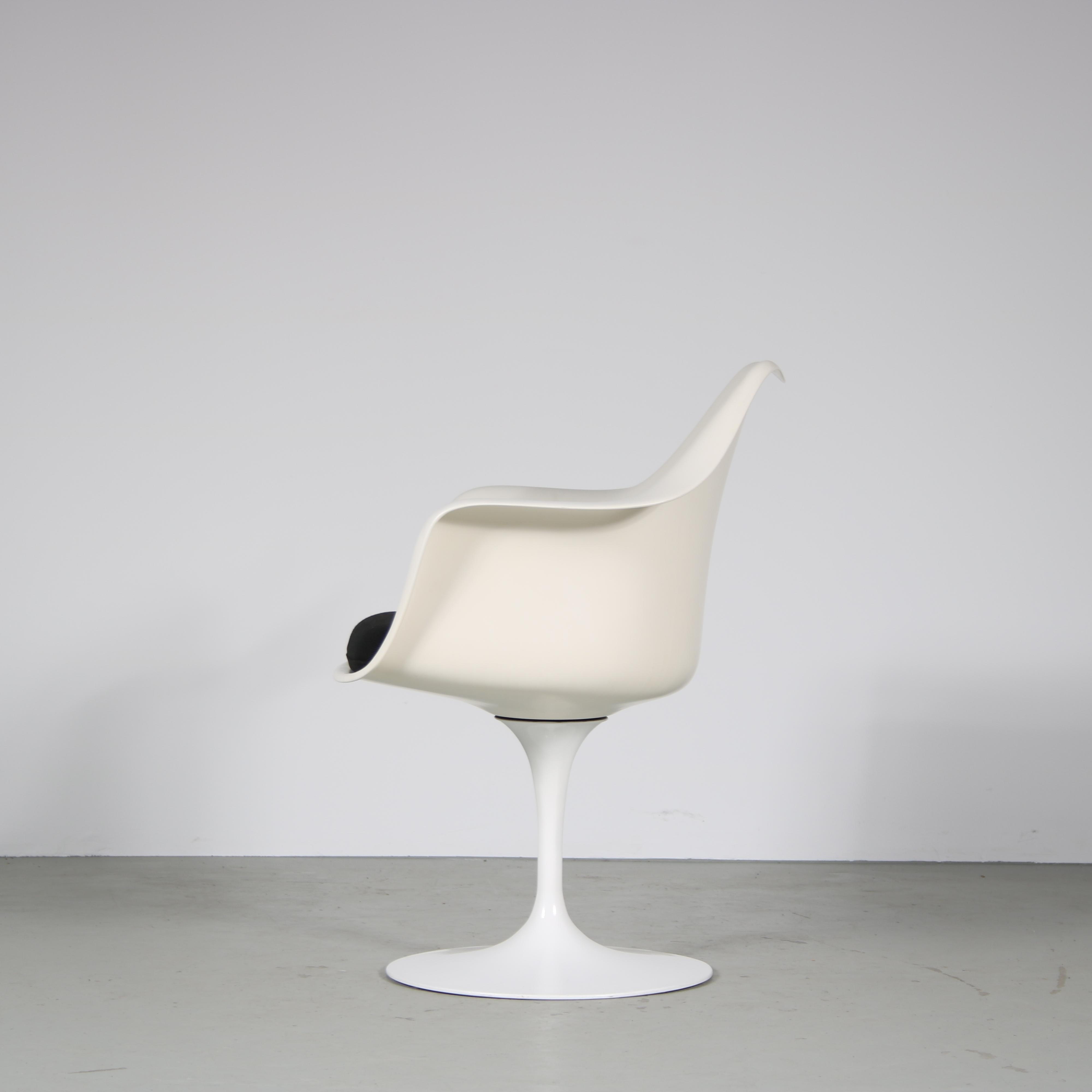 “Tulip” Dining Chairs by Eero Saarinen for Knoll International, USA 1960 1