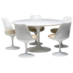 Tulip Dining Set by Eero Saarinen for Knoll International