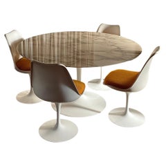 Set da pranzo Tulip di Eero Saarinen, Knoll International: marmo Calacatta, 4 sedie