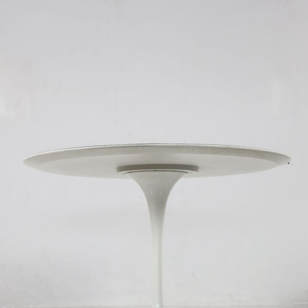 American Tulip Dining Table by Eero Saarinen for Knoll 1970s For Sale