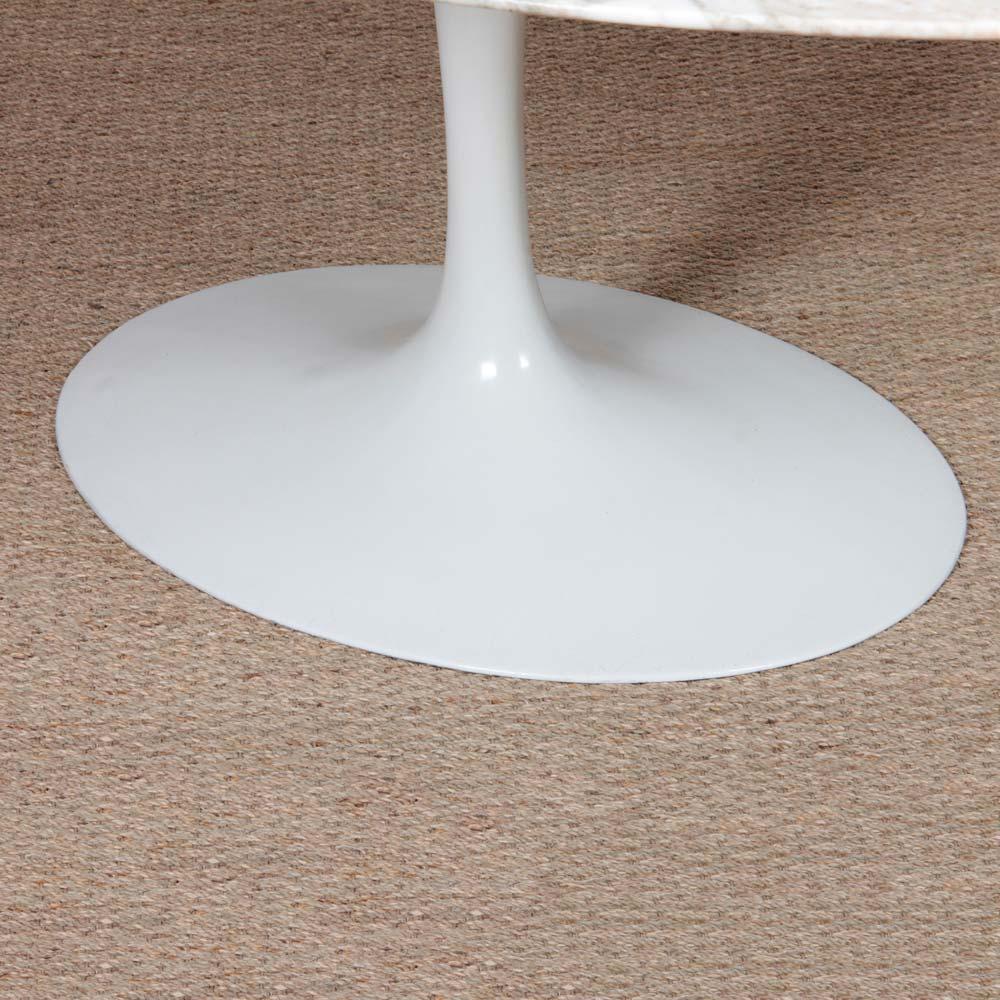 Late 20th Century Tulip Dining table by Eero Saarinen for Knoll, 1970s For Sale