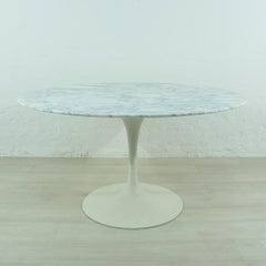 Tulip Dining Table by Eero Saarinen for Knoll International, 1960s