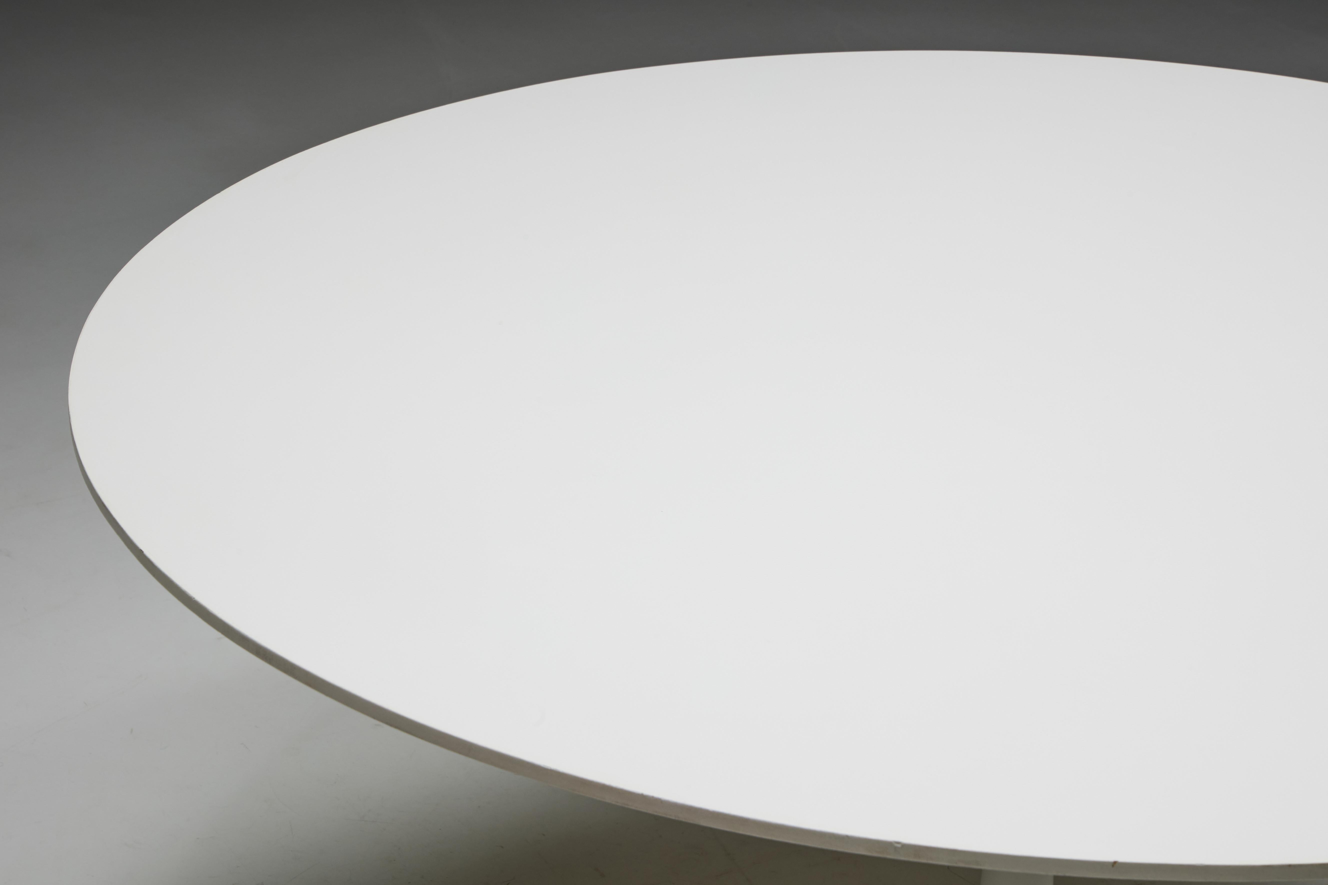 Tulip Dining Table by Eero Saarinen for Knoll, United States, 1960s For Sale 3