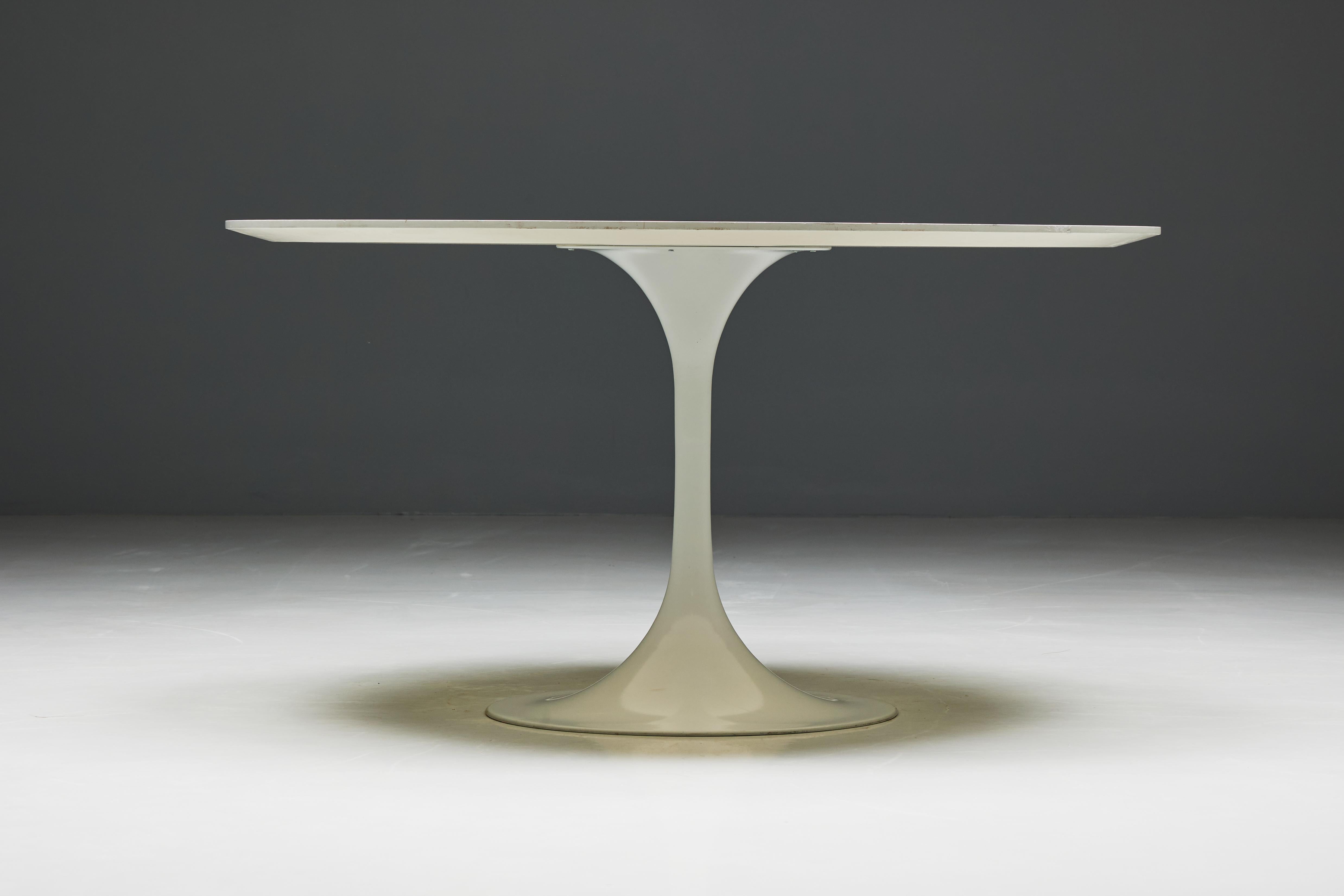 Mid-Century Modern Table de salle à manger Tulip d'Eero Saarinen pour Knoll, États-Unis, années 1960 en vente