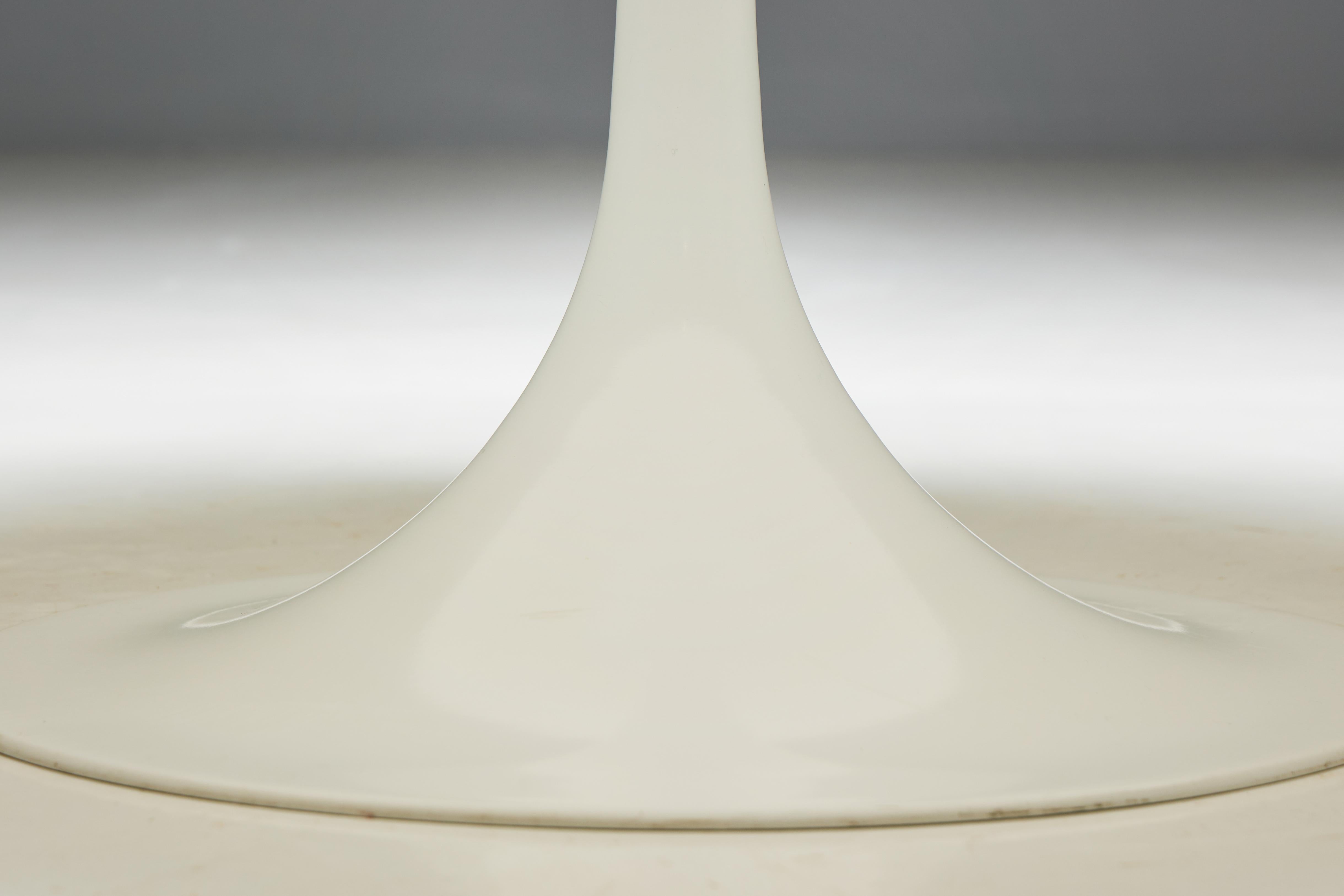 Milieu du XXe siècle Table de salle à manger Tulip d'Eero Saarinen pour Knoll, États-Unis, années 1960 en vente