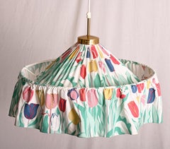 Suspension en tissu « Tulip », conçue par Josef Frank pour Svenskt Tenn