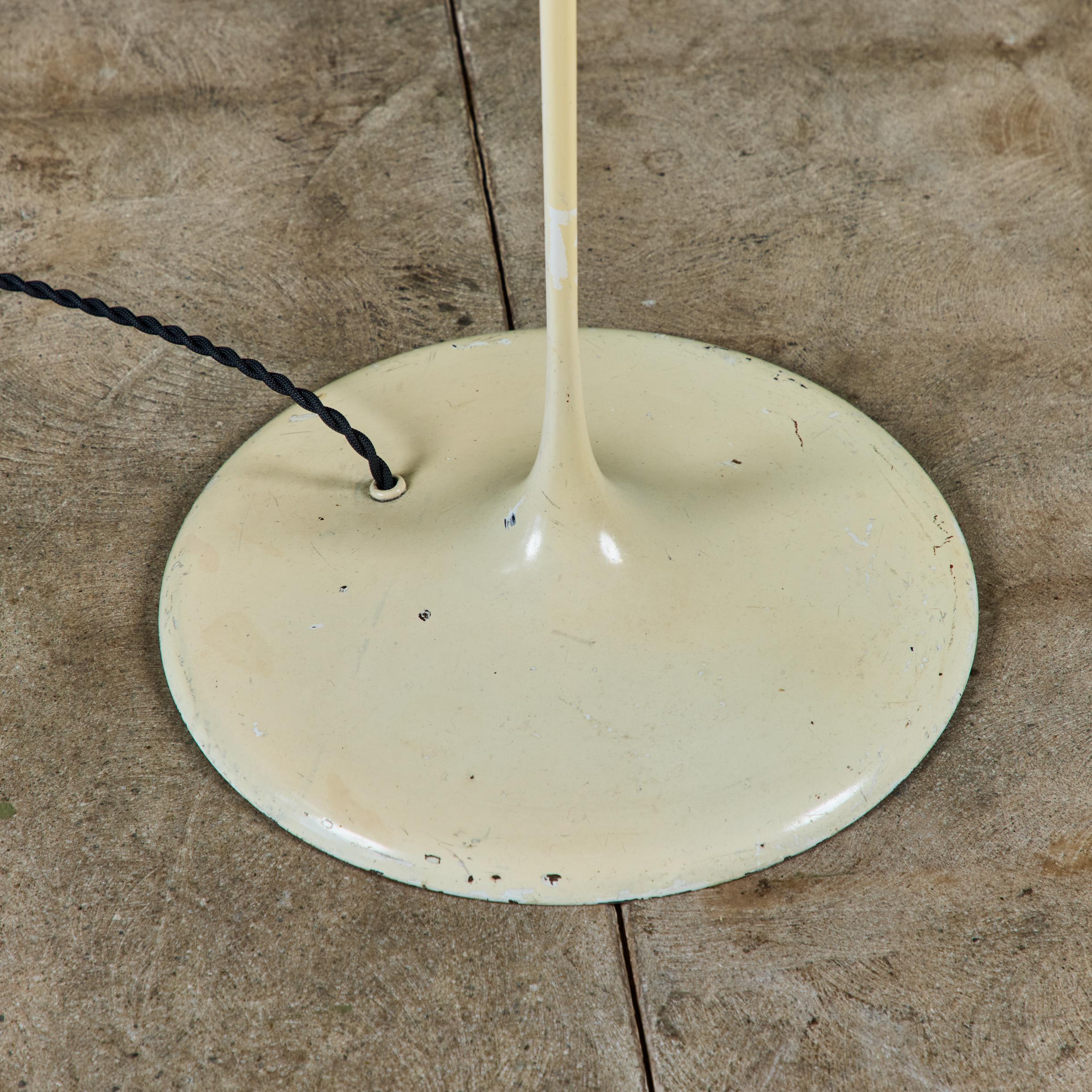 Tulip Floor Lamp by Max Bill 11