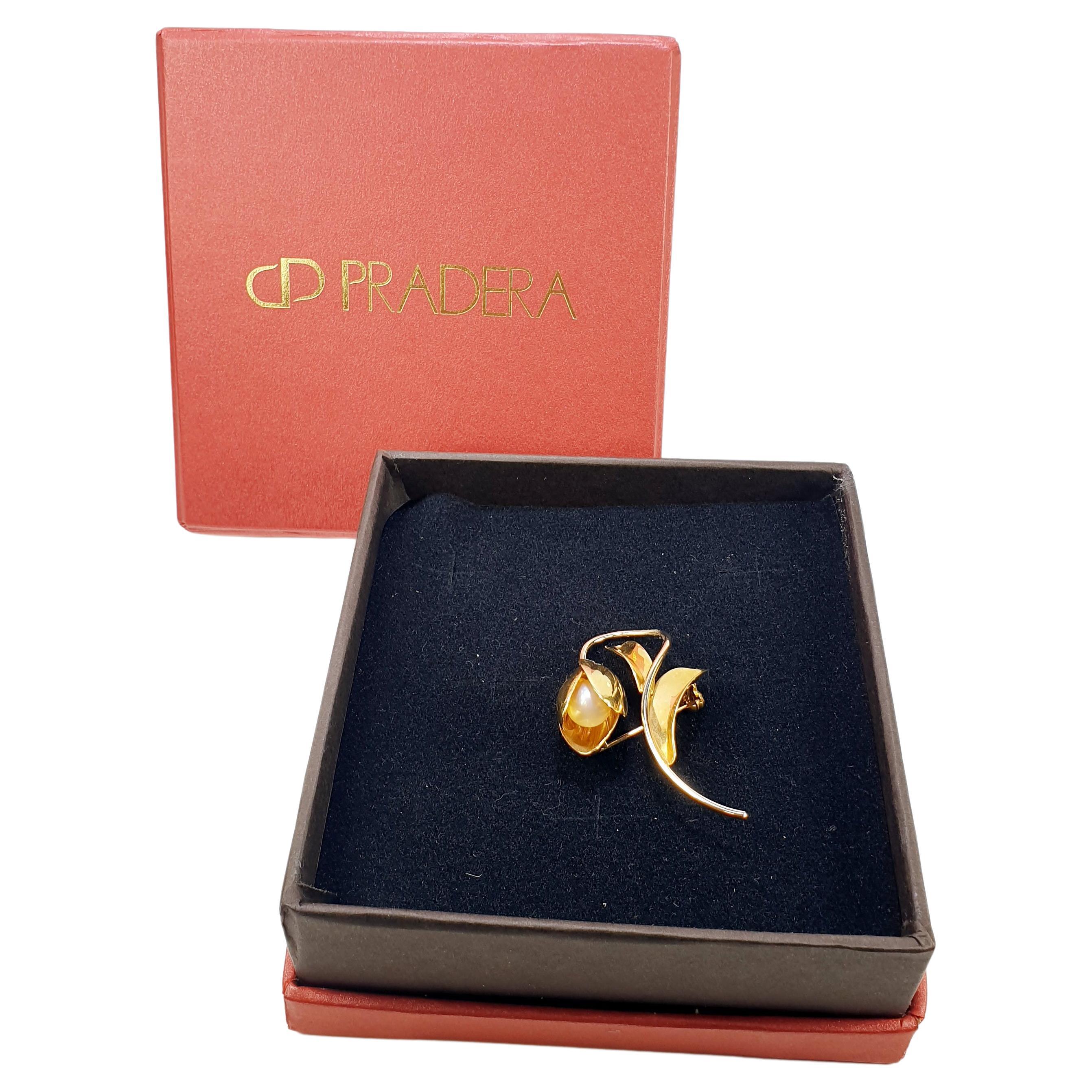 Artisan Tulip Signed Dellefleurs Flower Brooche in 18k Gold and  Cultivated Pearl