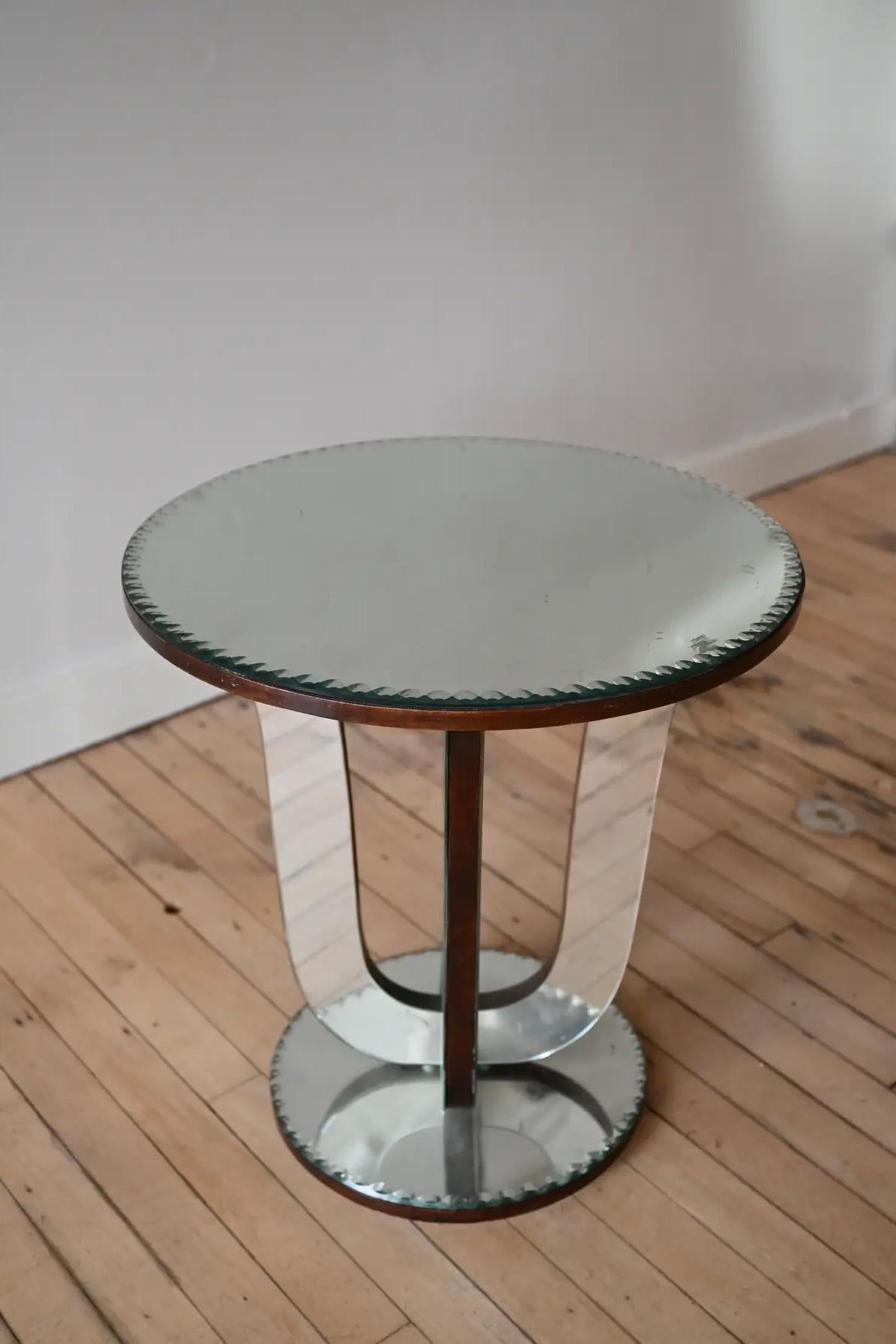 Art Deco Tulip Form Mirrored Accent Table For Sale