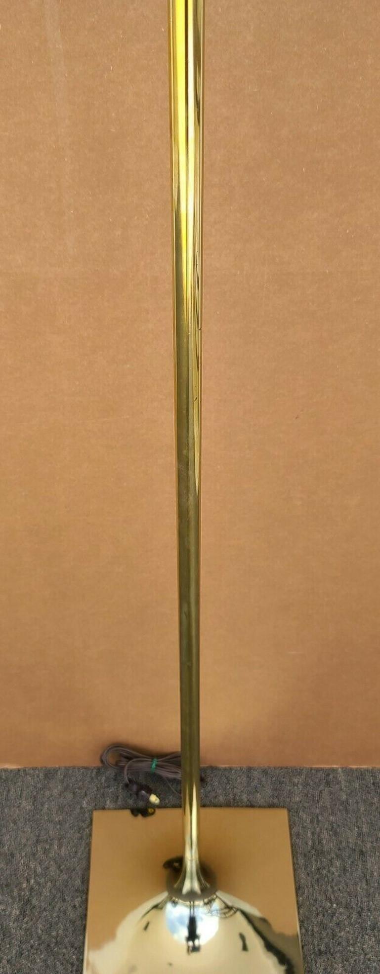 Mid-20th Century Tulip Glass Floor Lamp by Gerald Thurst for Laurel For Sale