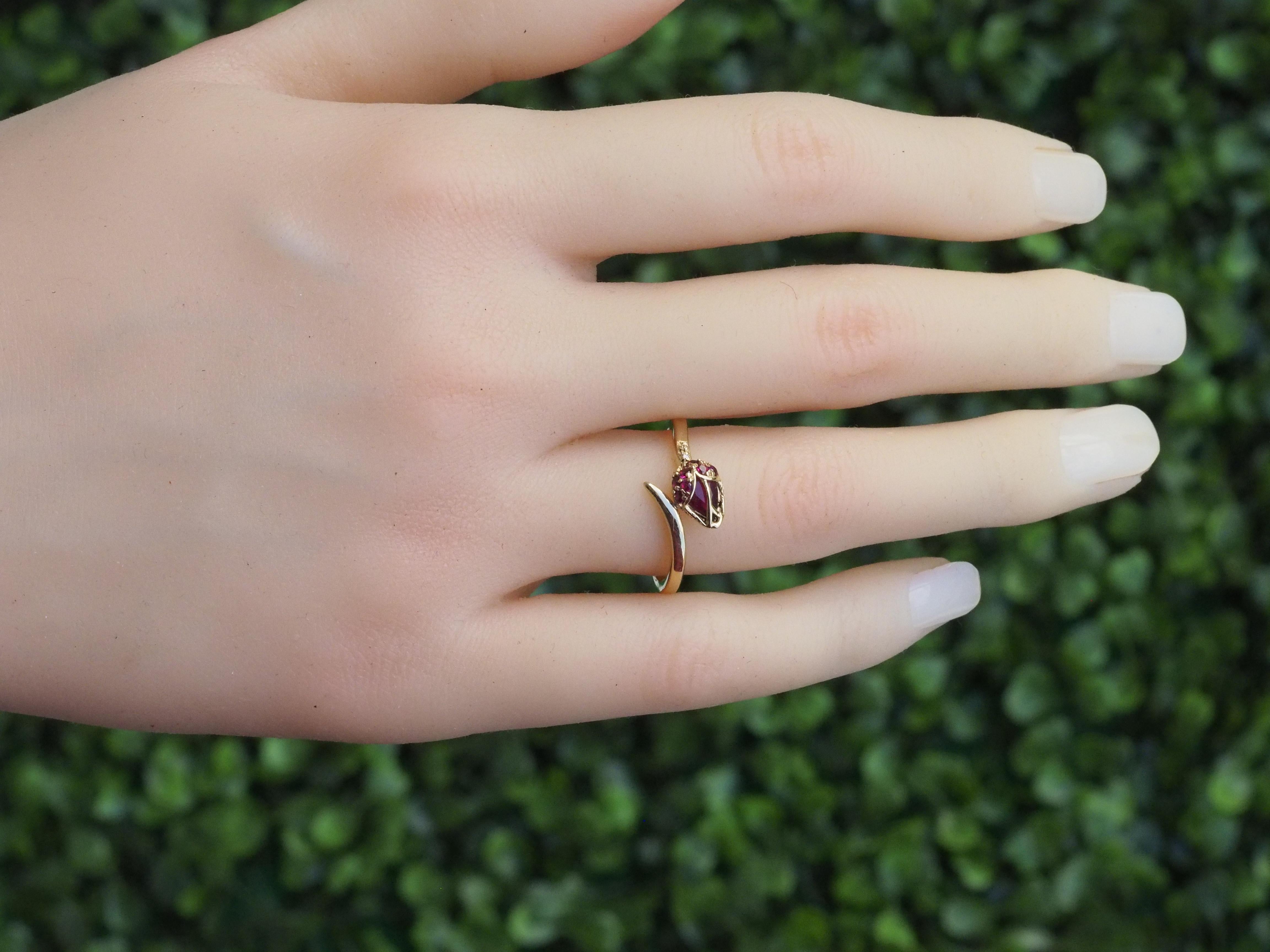 Modern Tulip gold Ring with ruby.  For Sale