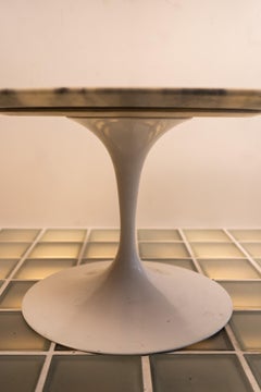 Tulip Oval Coffee Table in Marble by Eero Saarinen for Knoll International