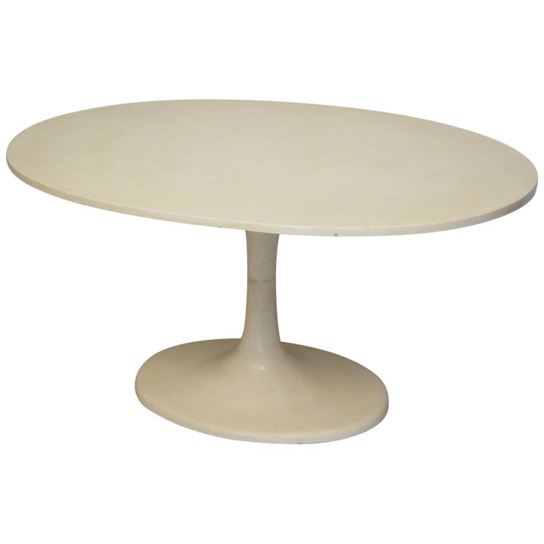 Tulip Oval Table, 1970 For Sale at 1stDibs