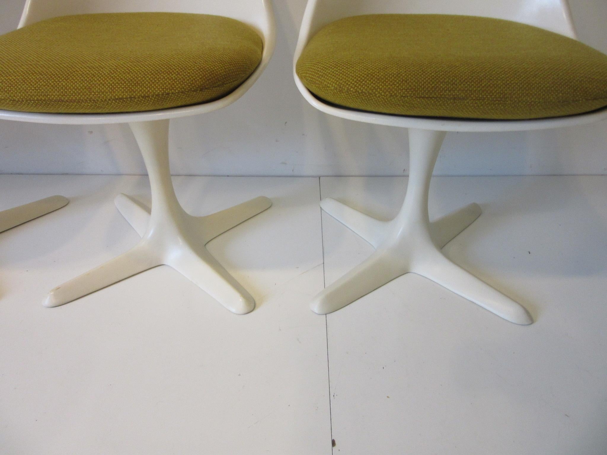 Tulip Saarinen Styled Dining Chairs by Maurice Burke for Burke International 1