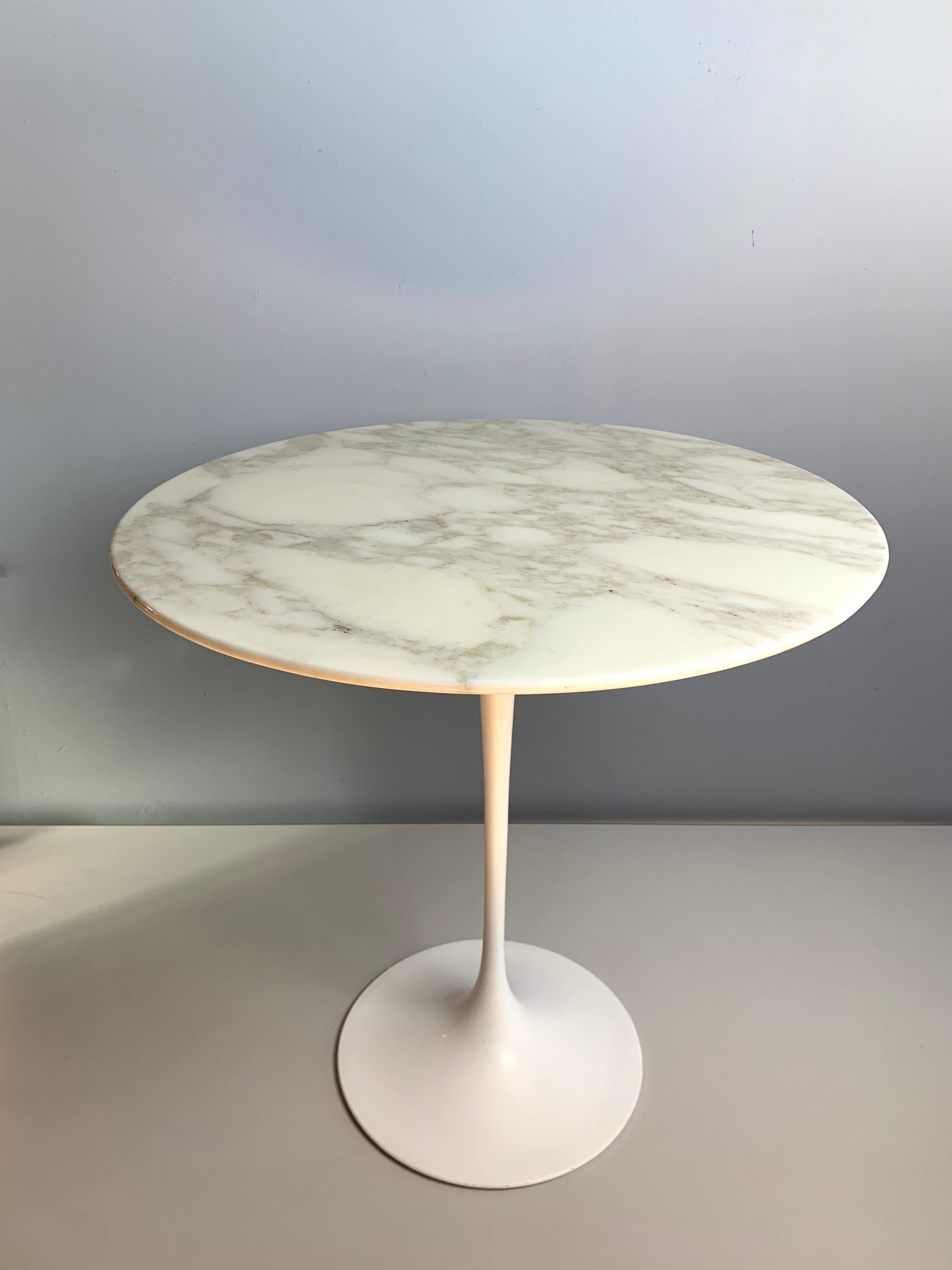 Marble Tulip Side Table by Eero Saarinen for Knoll Studio