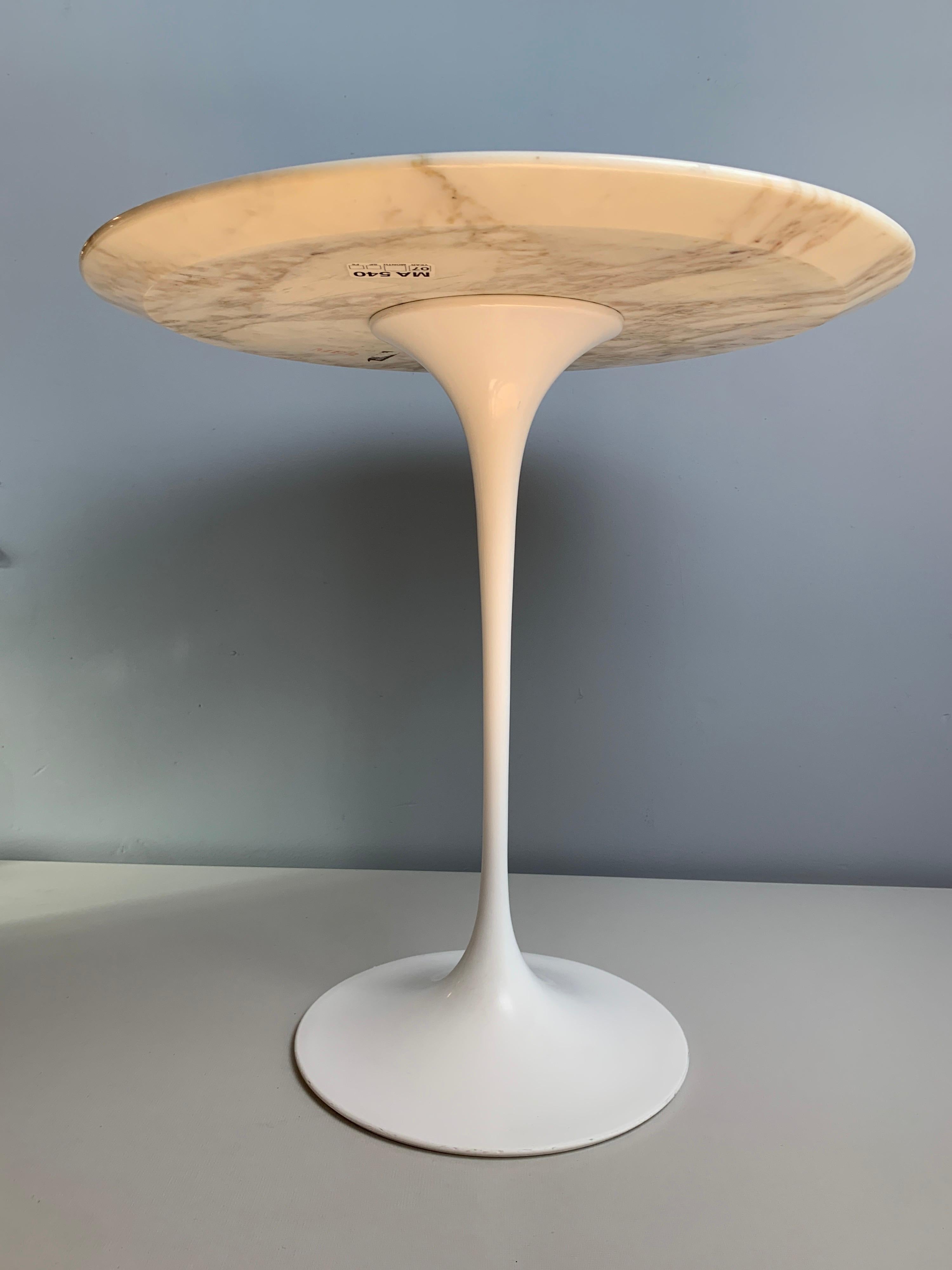 Tulip Side Table by Eero Saarinen for Knoll Studio 1