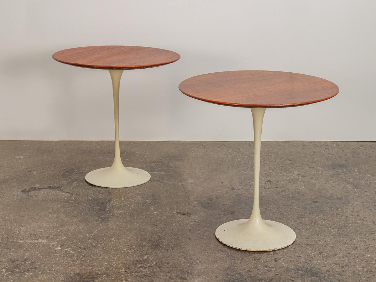 Mid-Century Modern Tulip Side Table by Eero Saarinen