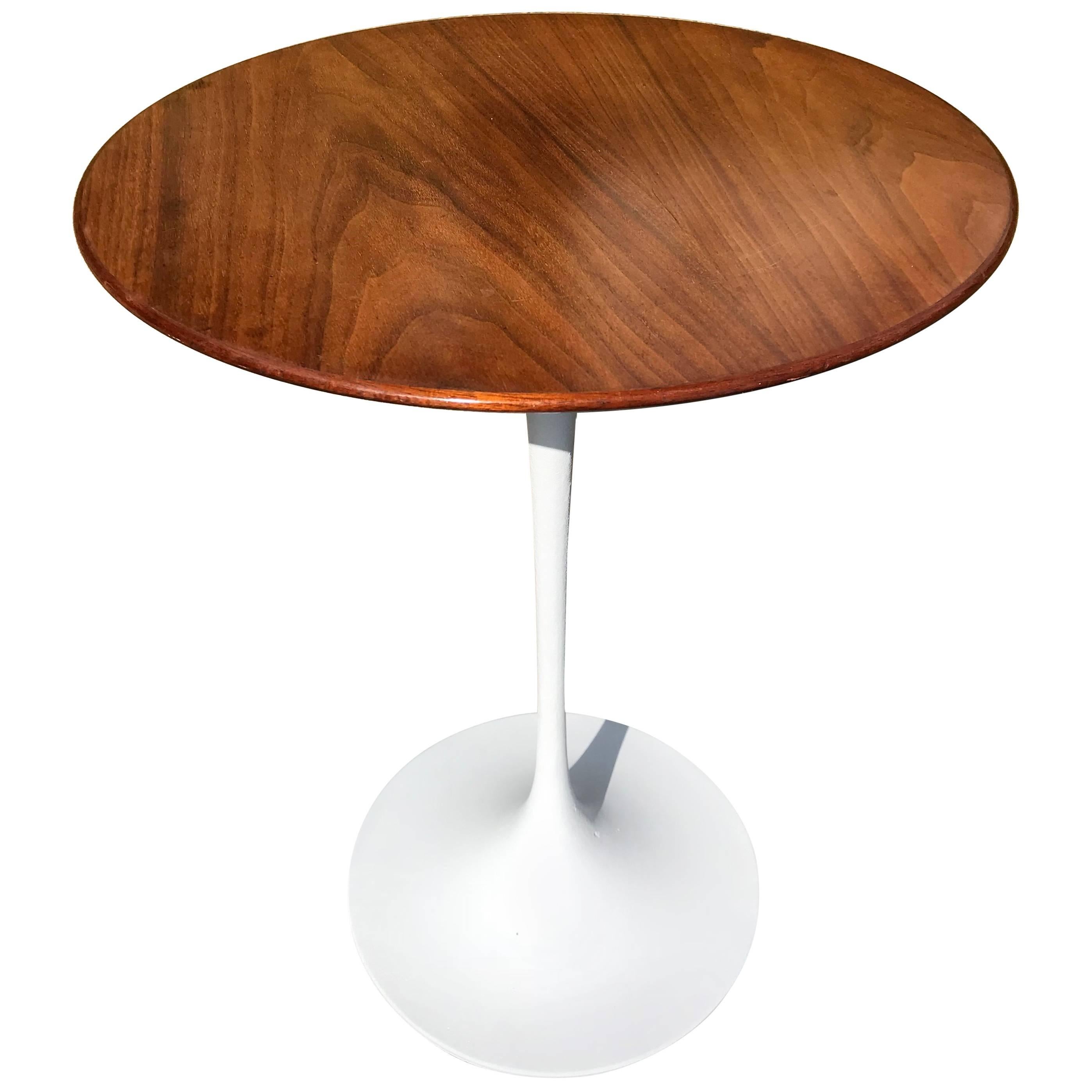 Tulip Side Table by Eero Saarinen at 1stDibs