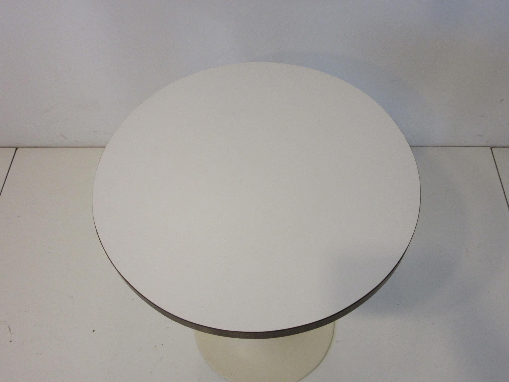 Mid-Century Modern Tulip Side Table by Maurice Burke in the Manner of Knoll