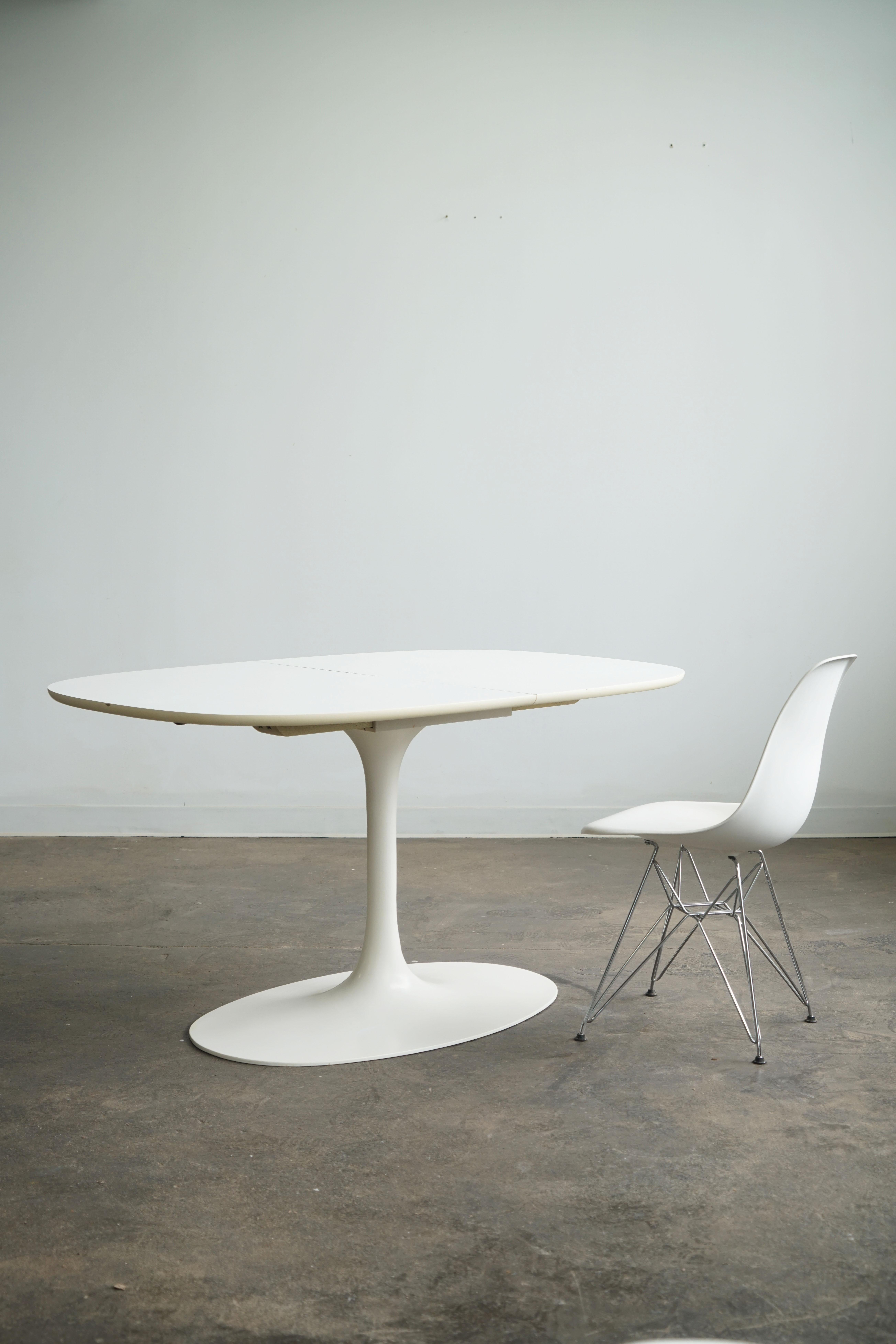 Mid-Century Modern Tulip Style Dining Table White Laminate 57