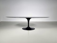 Tulip Table by Eero Saarinen for Knoll International