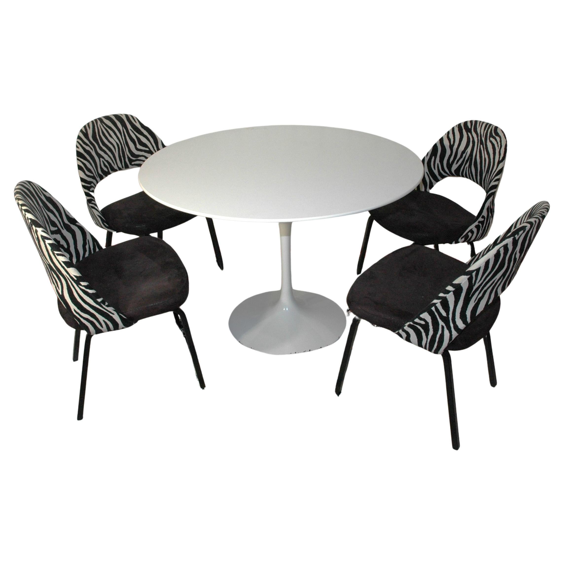 Table Tulip d'Eero Saarinen/Knoll International fantastique ex 107 cm