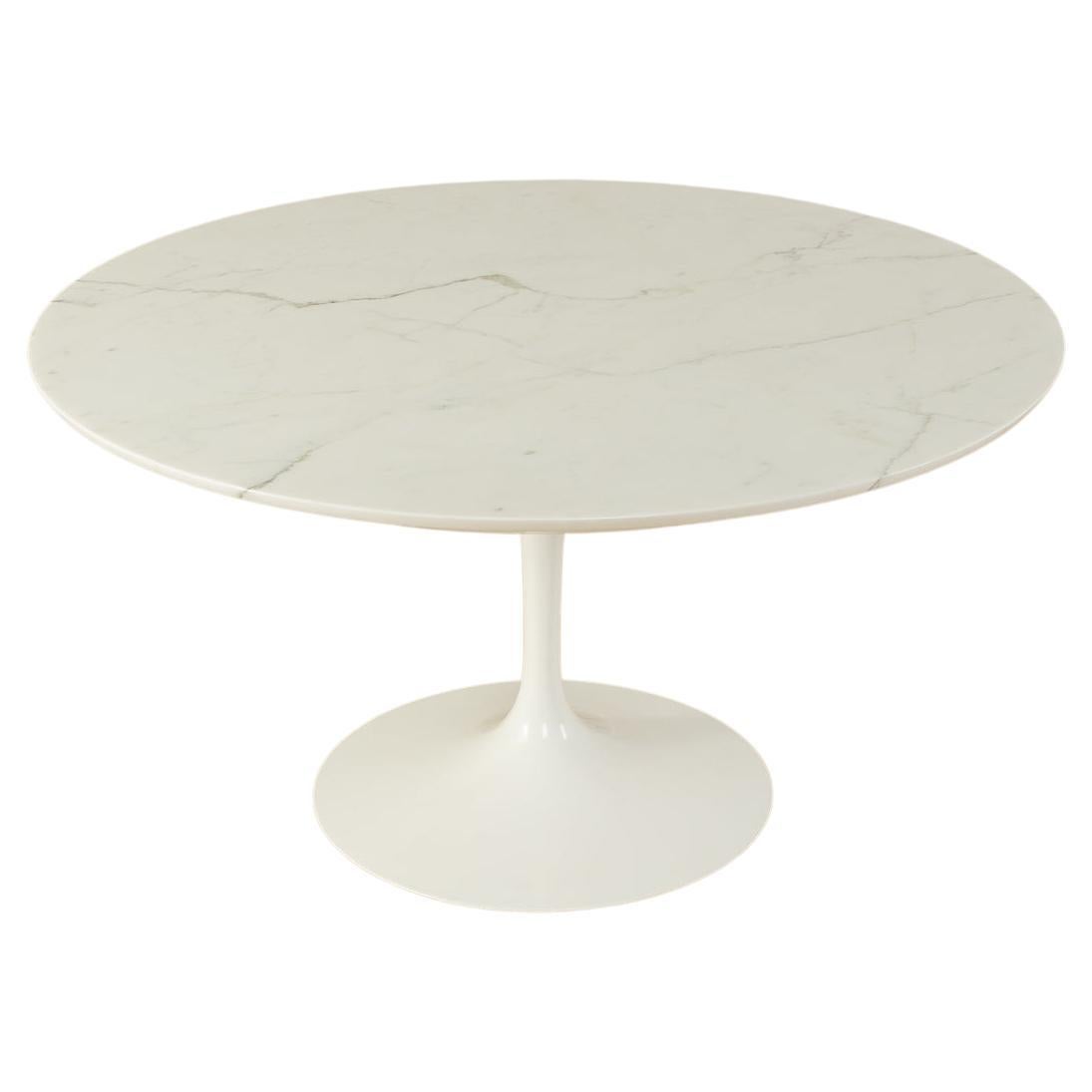 Tulip table, Eero Saarinen, Ø 133 cm For Sale